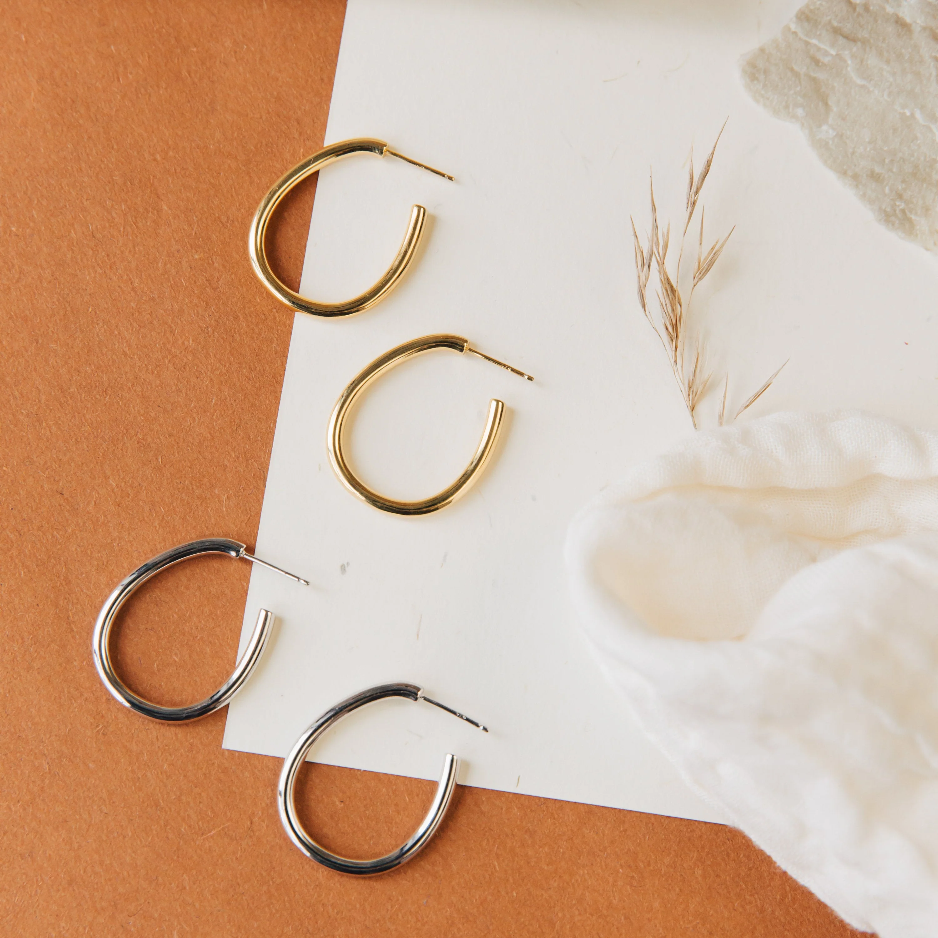 Anine Oval Hoops - Image 5