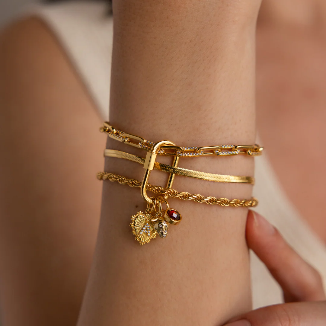 Bar & Carabiner Charm Set in 18K Gold - Image 7