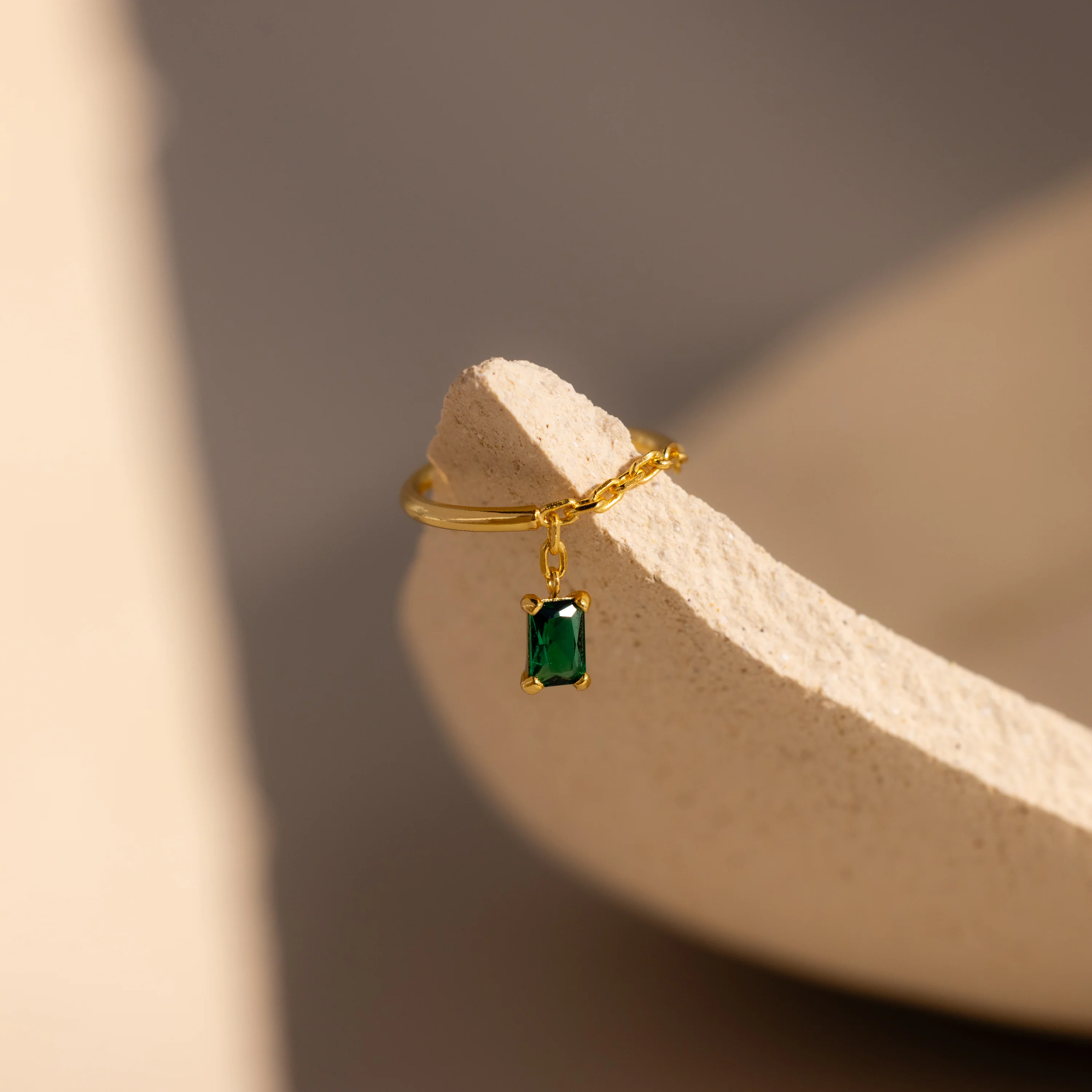 Emerald Drop Chain Ring
