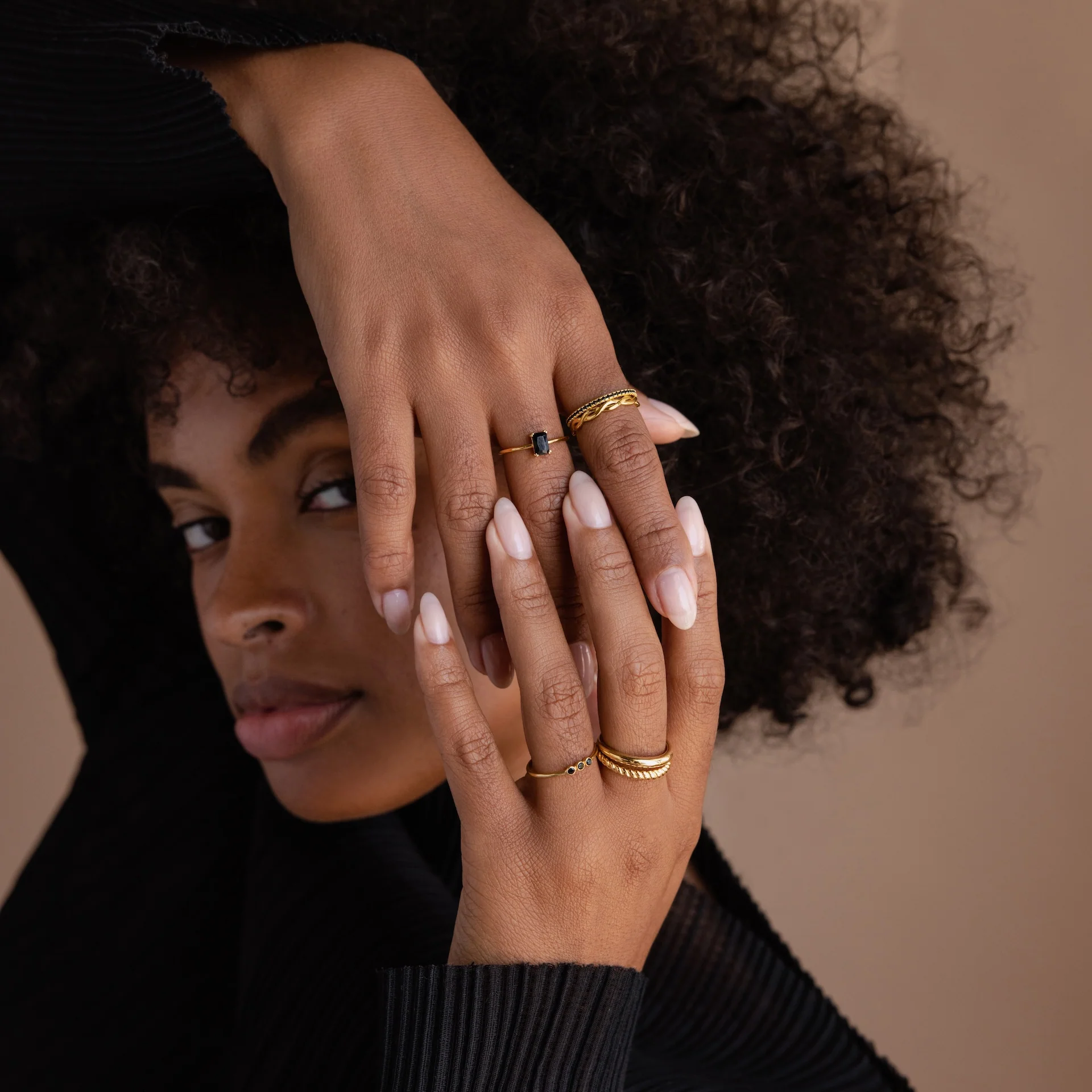 Black Emerald Ring in Silver - Image 8