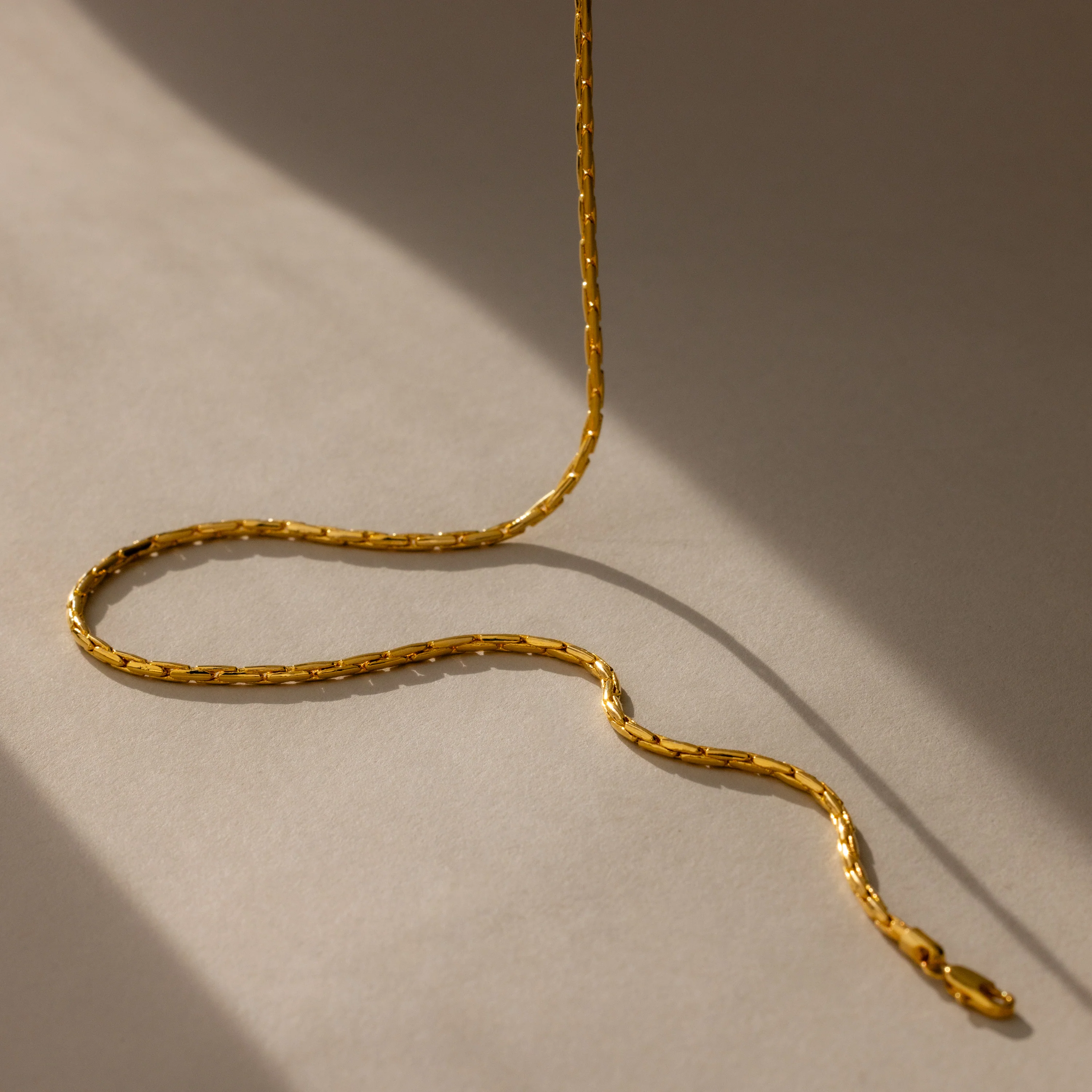 Bold Link Chain Necklace in 18K Gold - Image 3