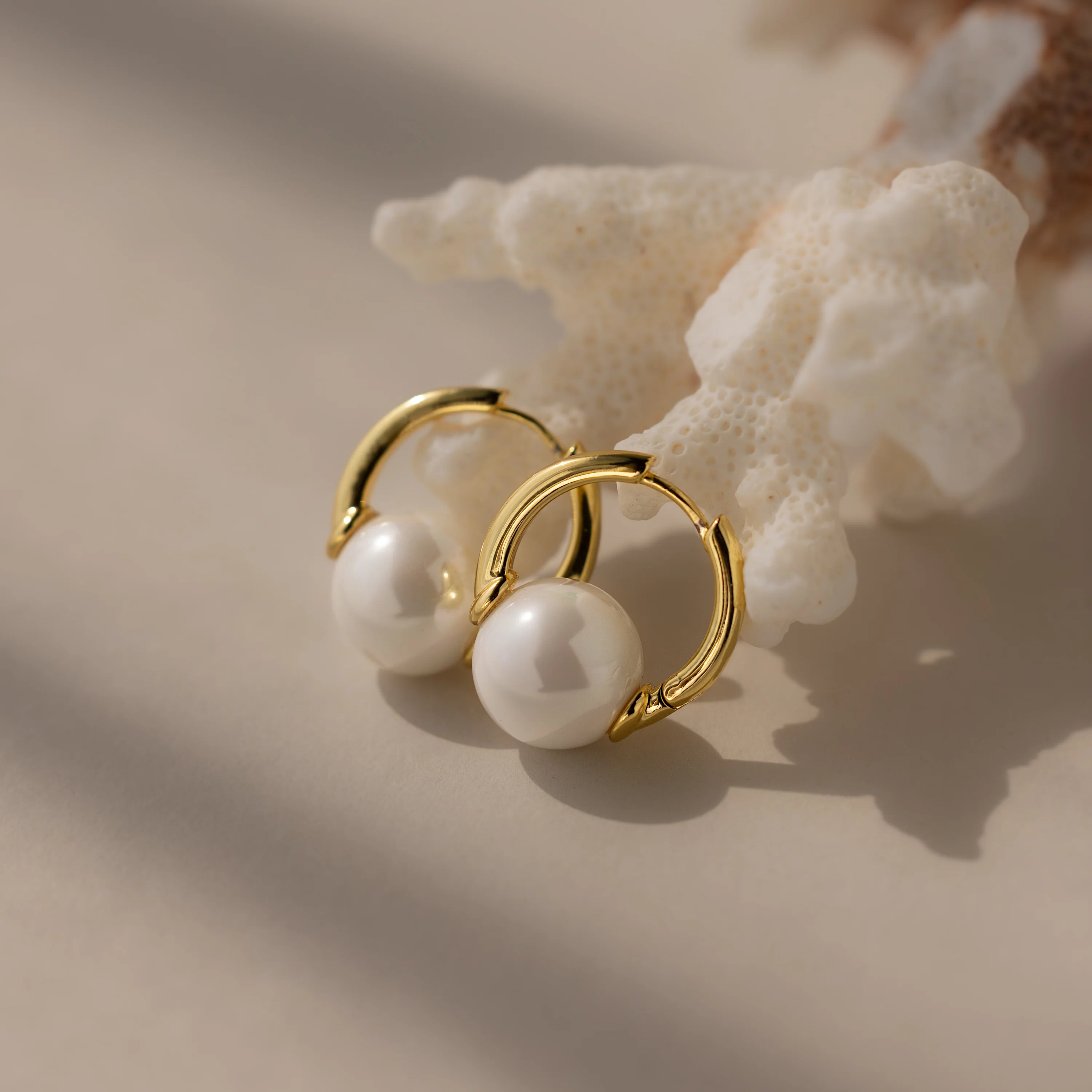 Bold Round Pearl Hoops in 18K Gold - Image 3
