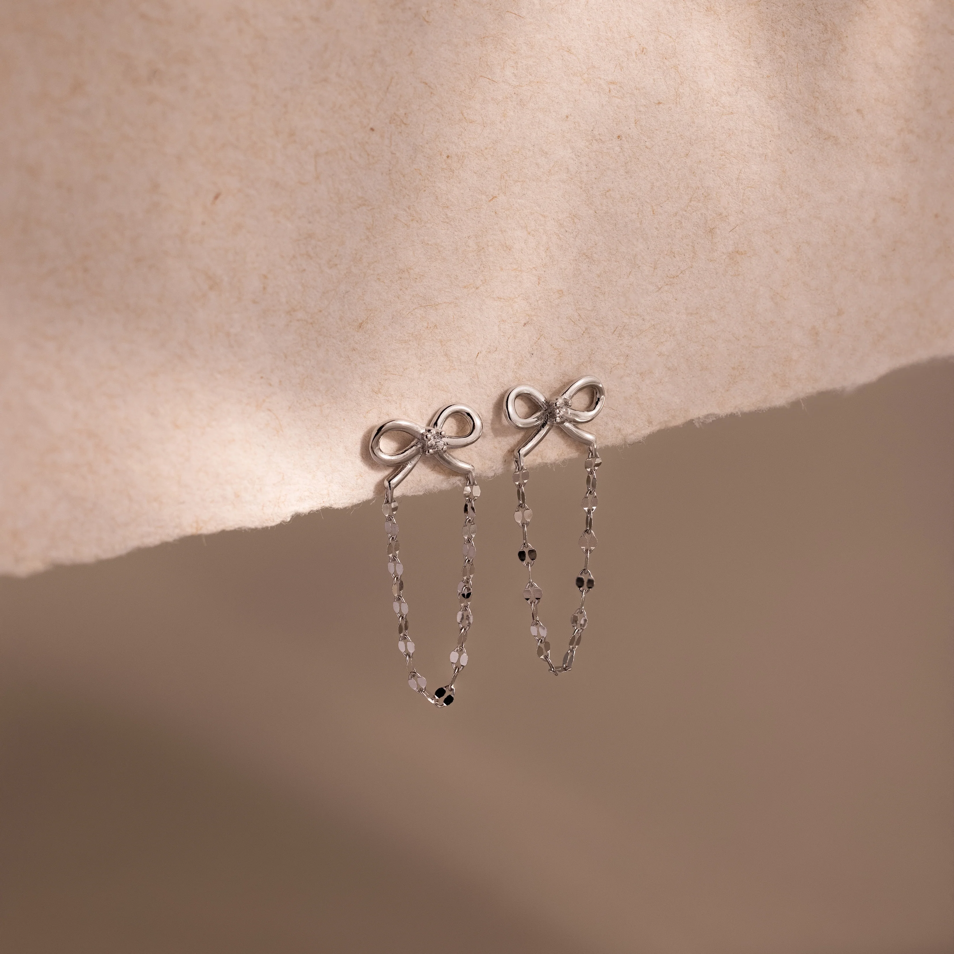 Bow Chain Studs in Silver