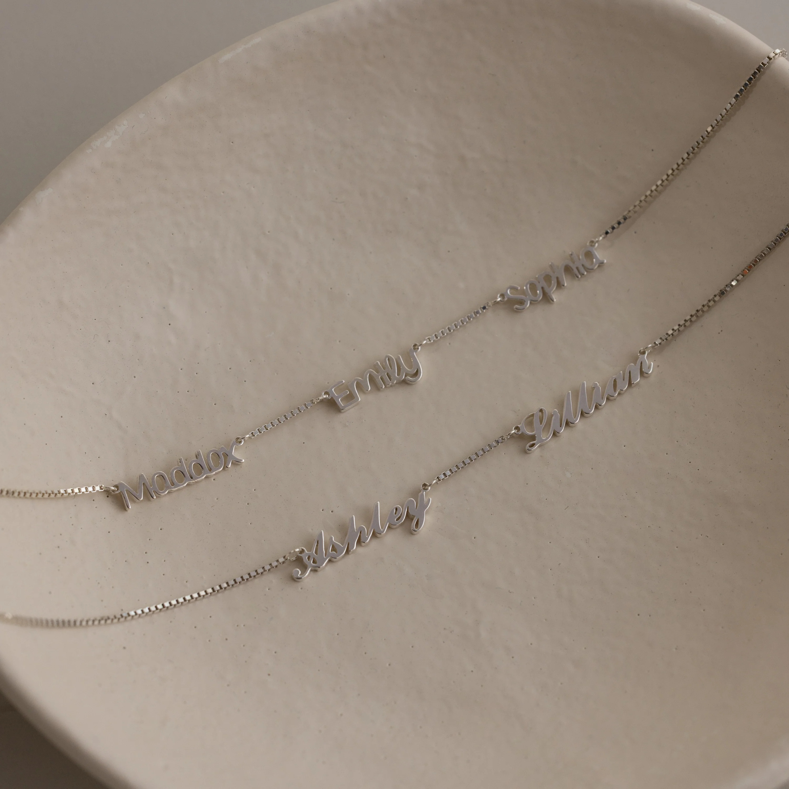 Carrie Box Chain Multiple Name Necklace in Silver