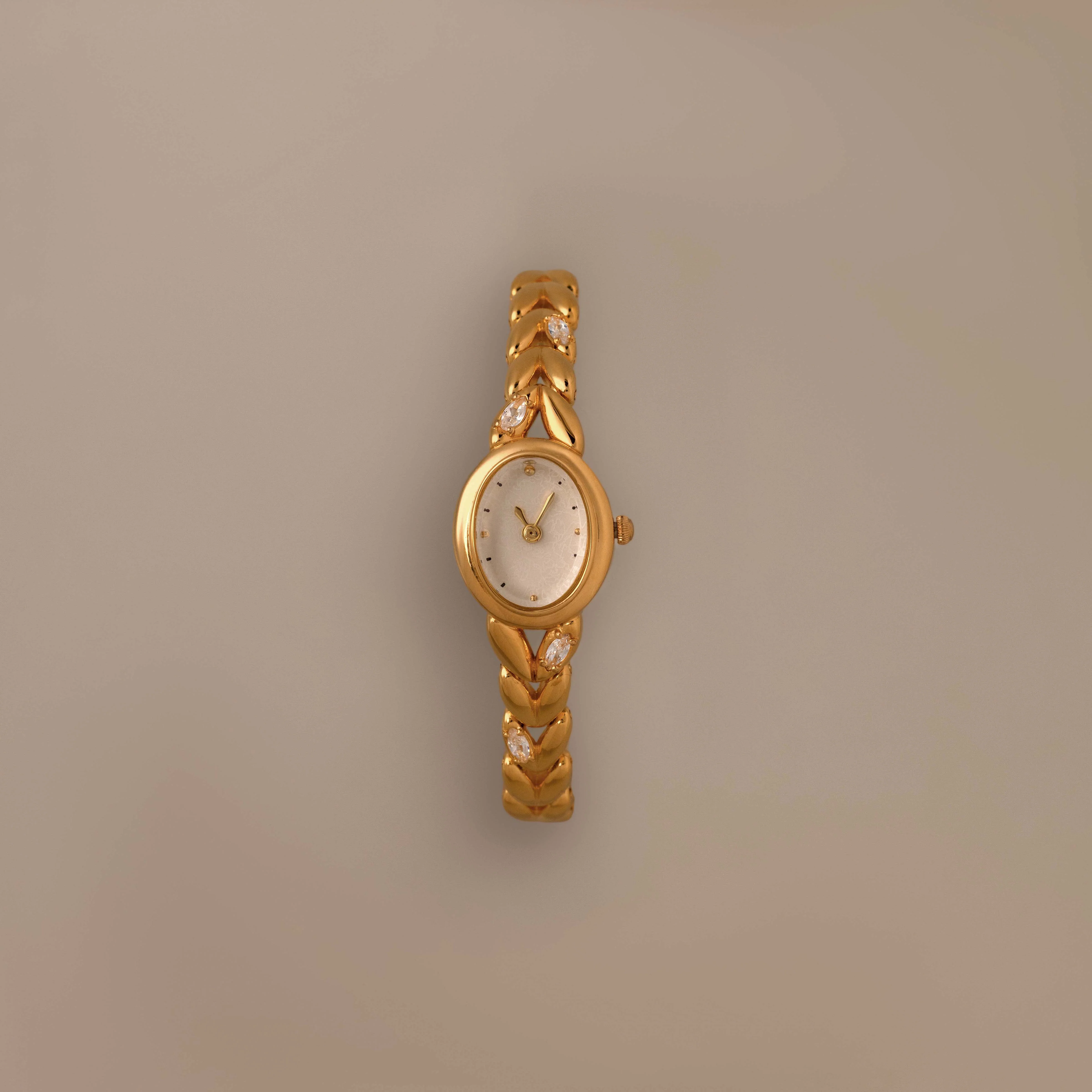 Chevron Diamond Link Timepiece in 18K Gold