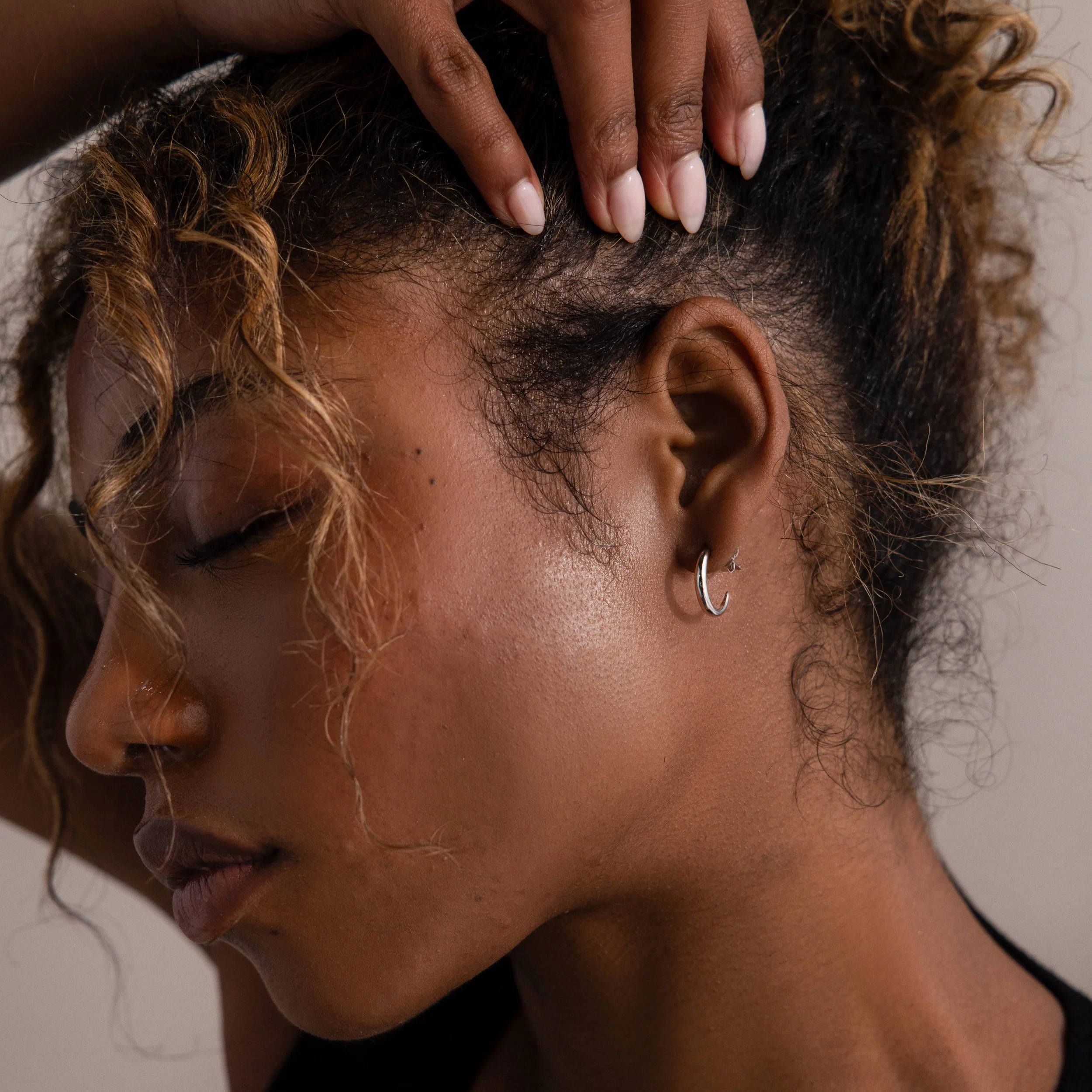 Chloe Hoops in Silver - Image 5