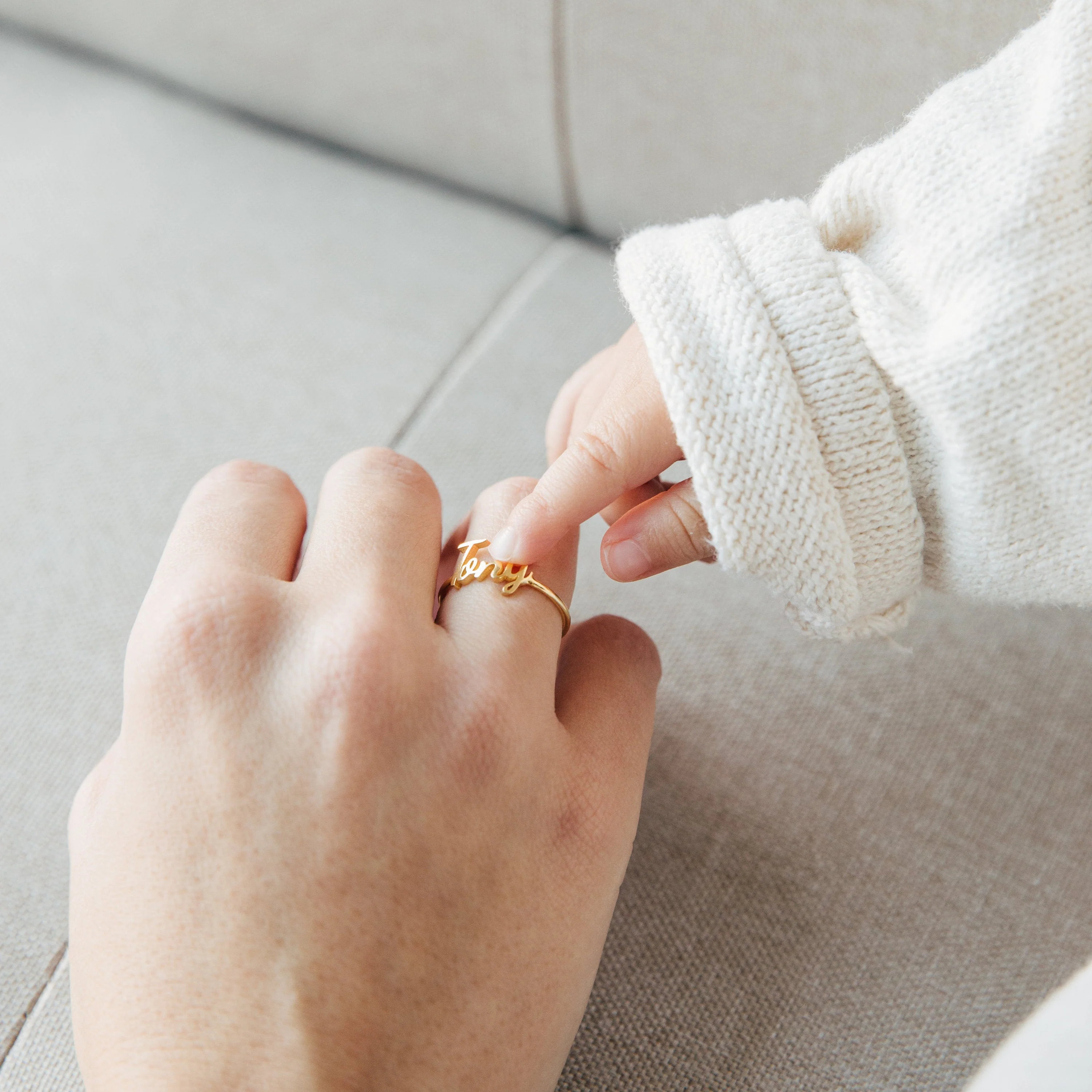Grace Script Name Ring in 18K Gold - Image 5