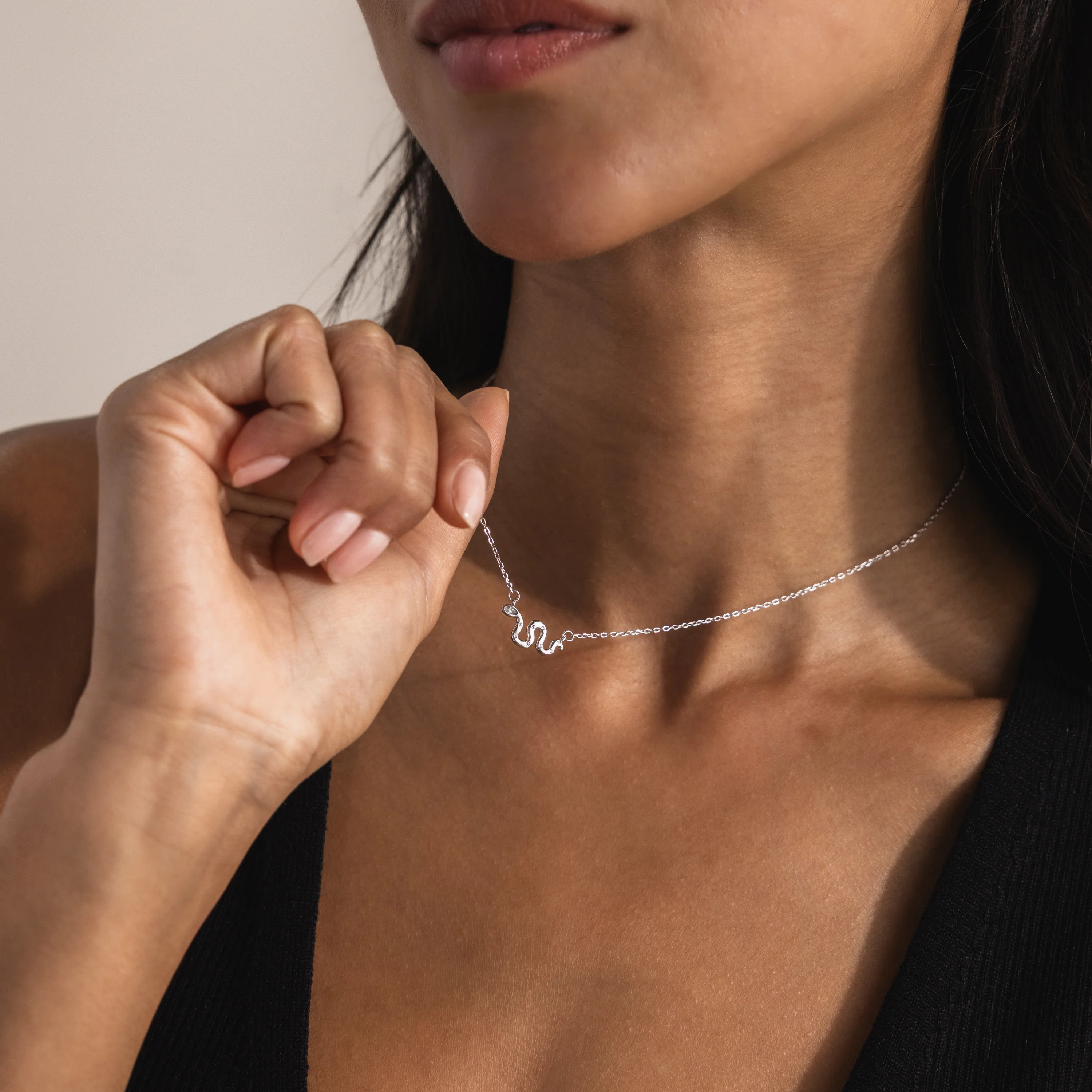 Dainty Viper Necklace in Silver - Image 4