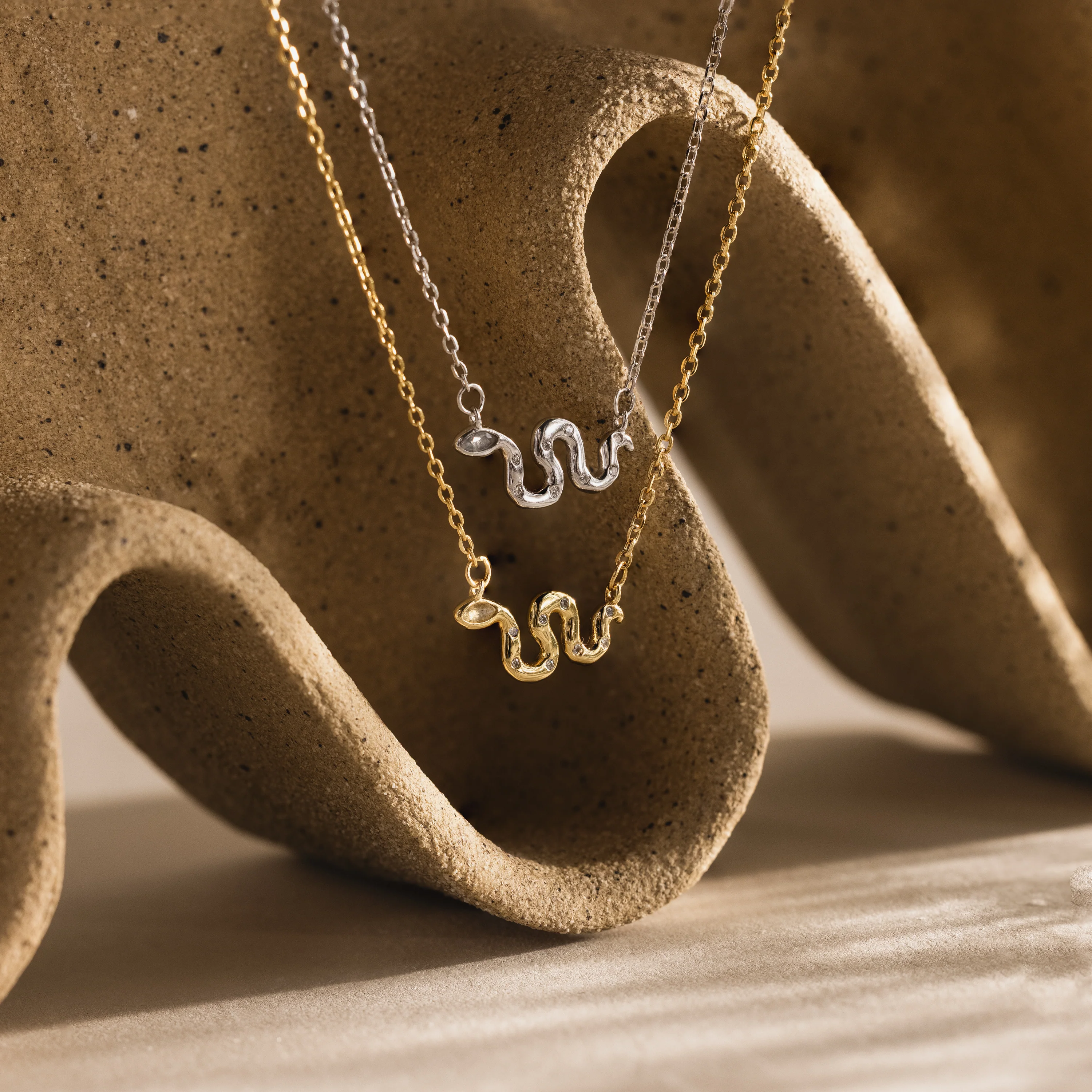 Dainty Viper Necklace in Silver - Image 5