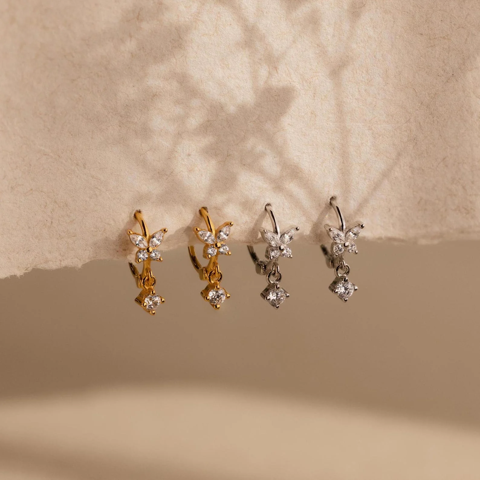 Diamond Butterfly Necklace & Earrings Set in 18K Gold - Image 7