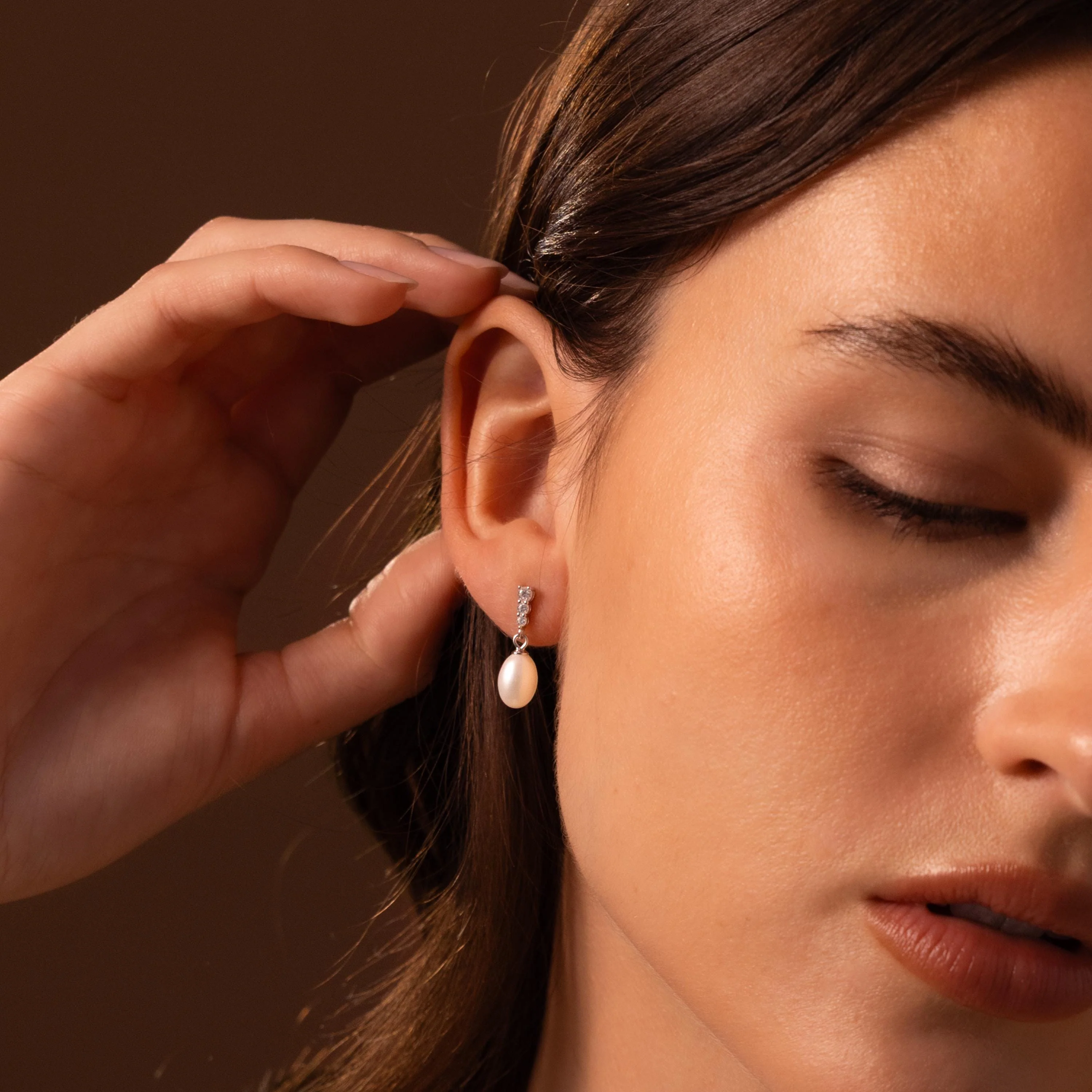 Diamond Pearl Droplet Earrings in Silver - Image 6