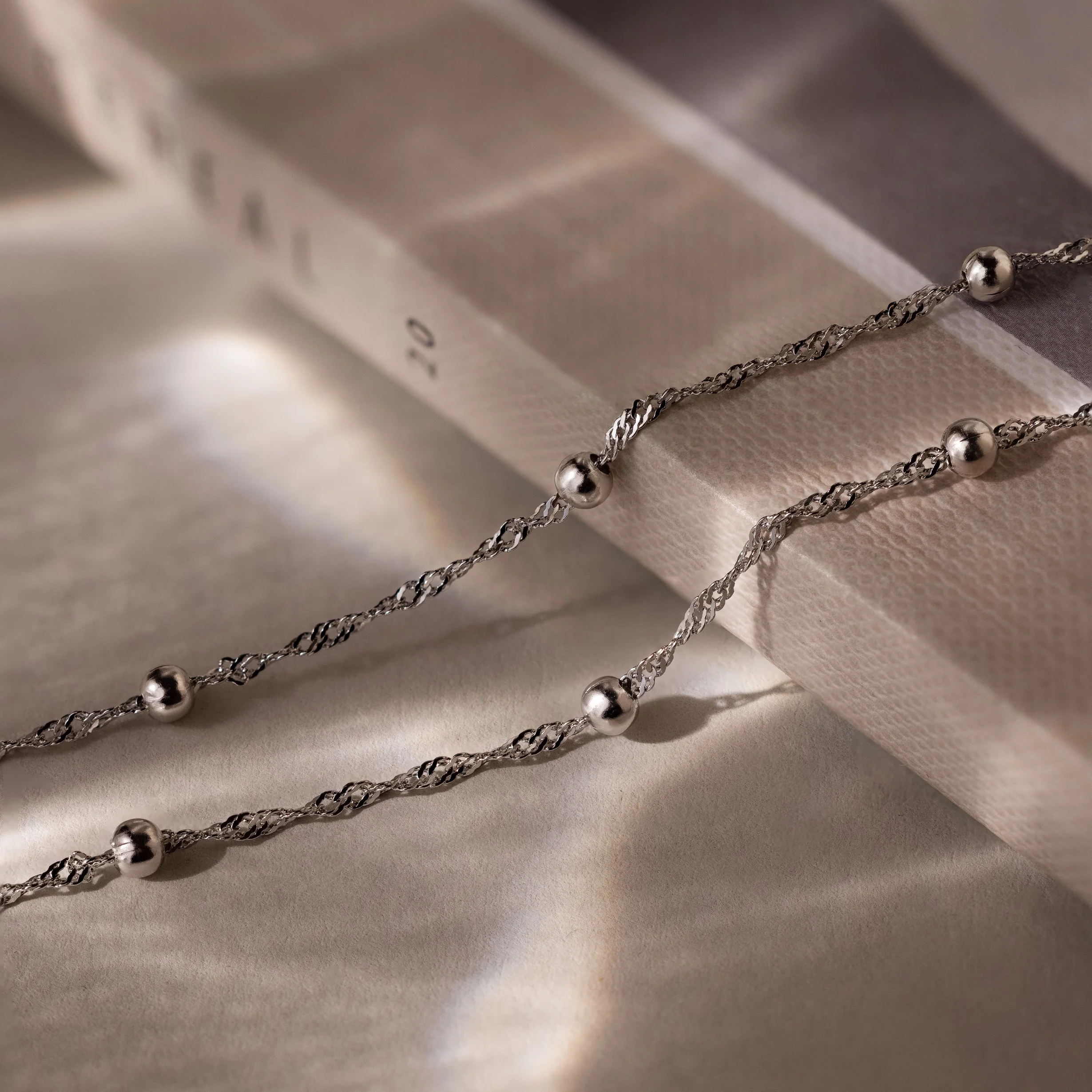 Duo Bead Chain Anklet in Silver - Image 4