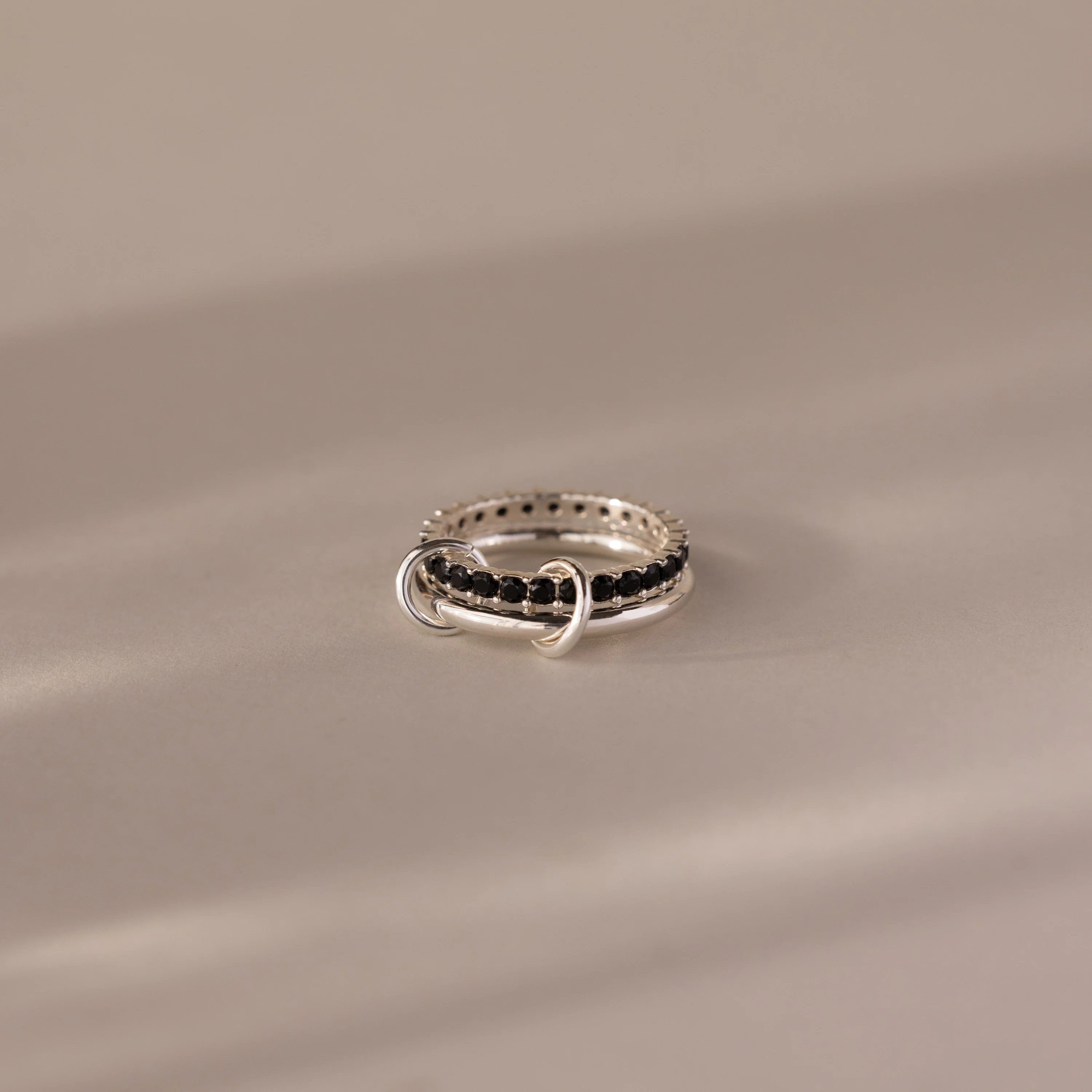 Duo Emerald Tennis Linked Ring Set - Image 3