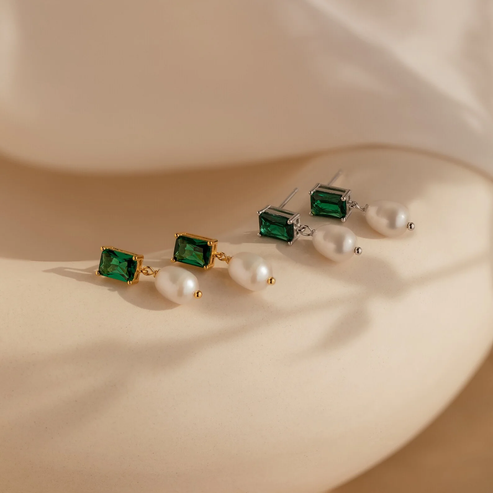 Emerald Pearl Drop Earrings - Image 3
