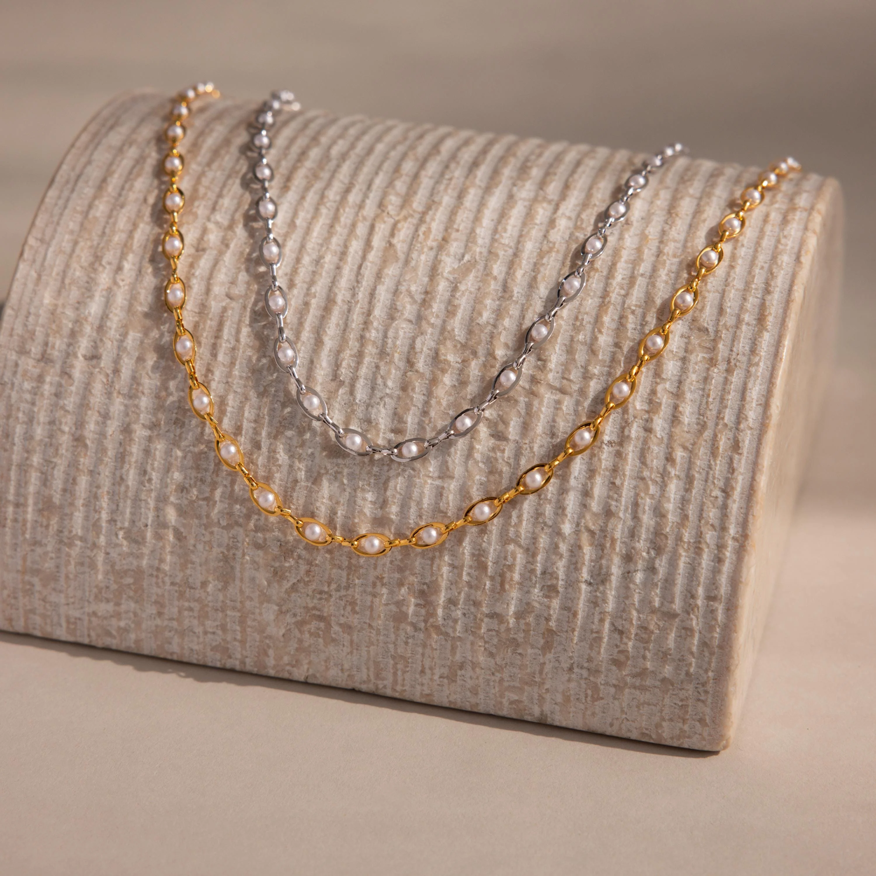 Eternity Pearl Choker Necklace - Image 4