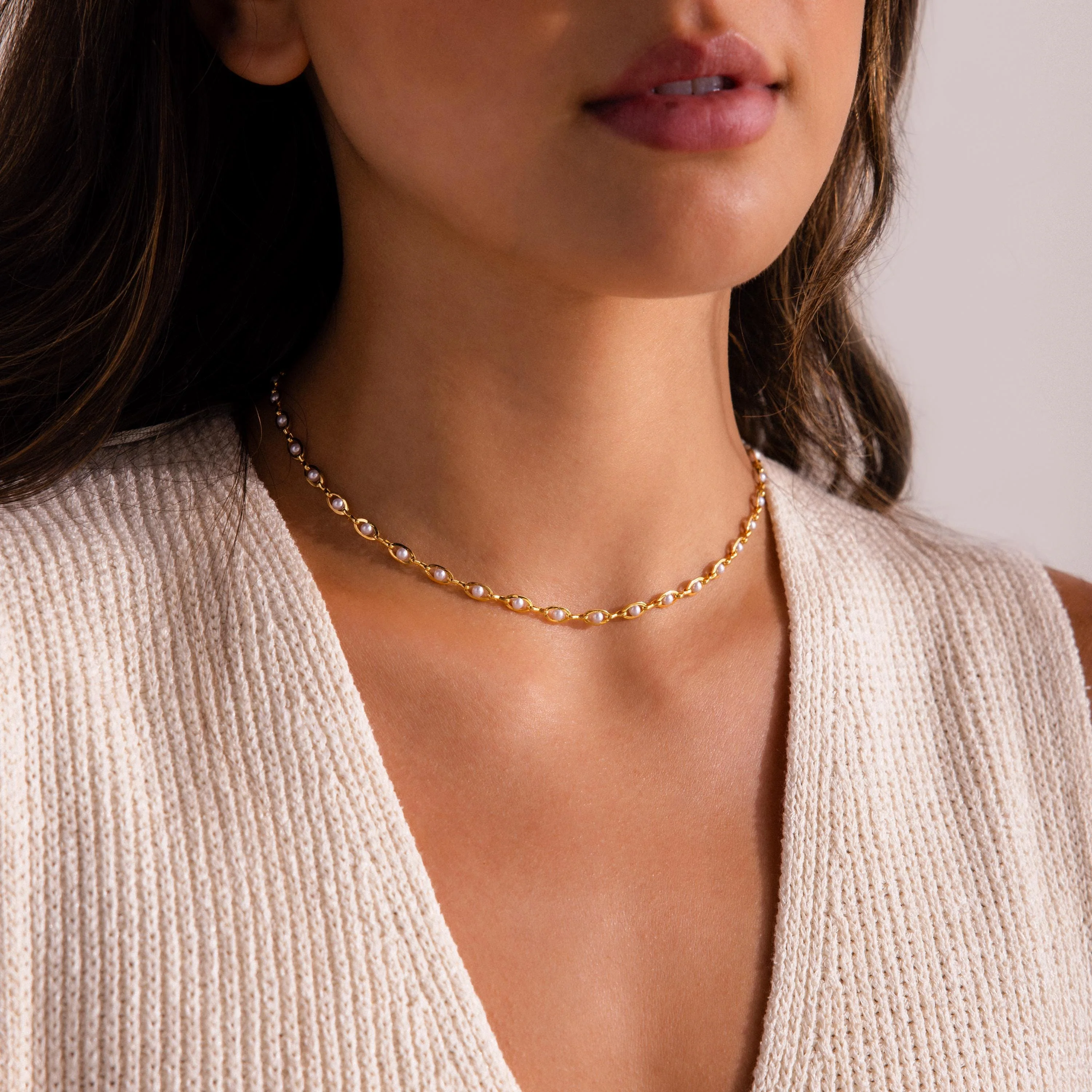 Eternity Pearl Choker Necklace in 18K Gold - Image 4