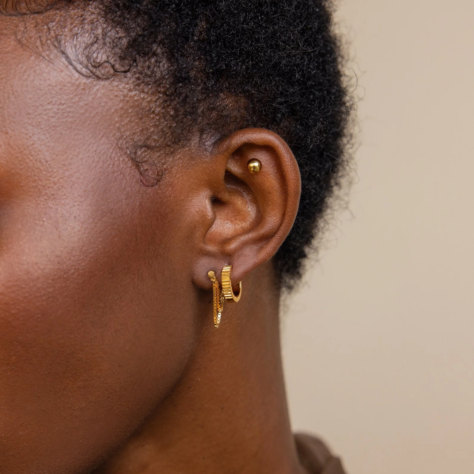 Flatback Chain Earrings - Image 6