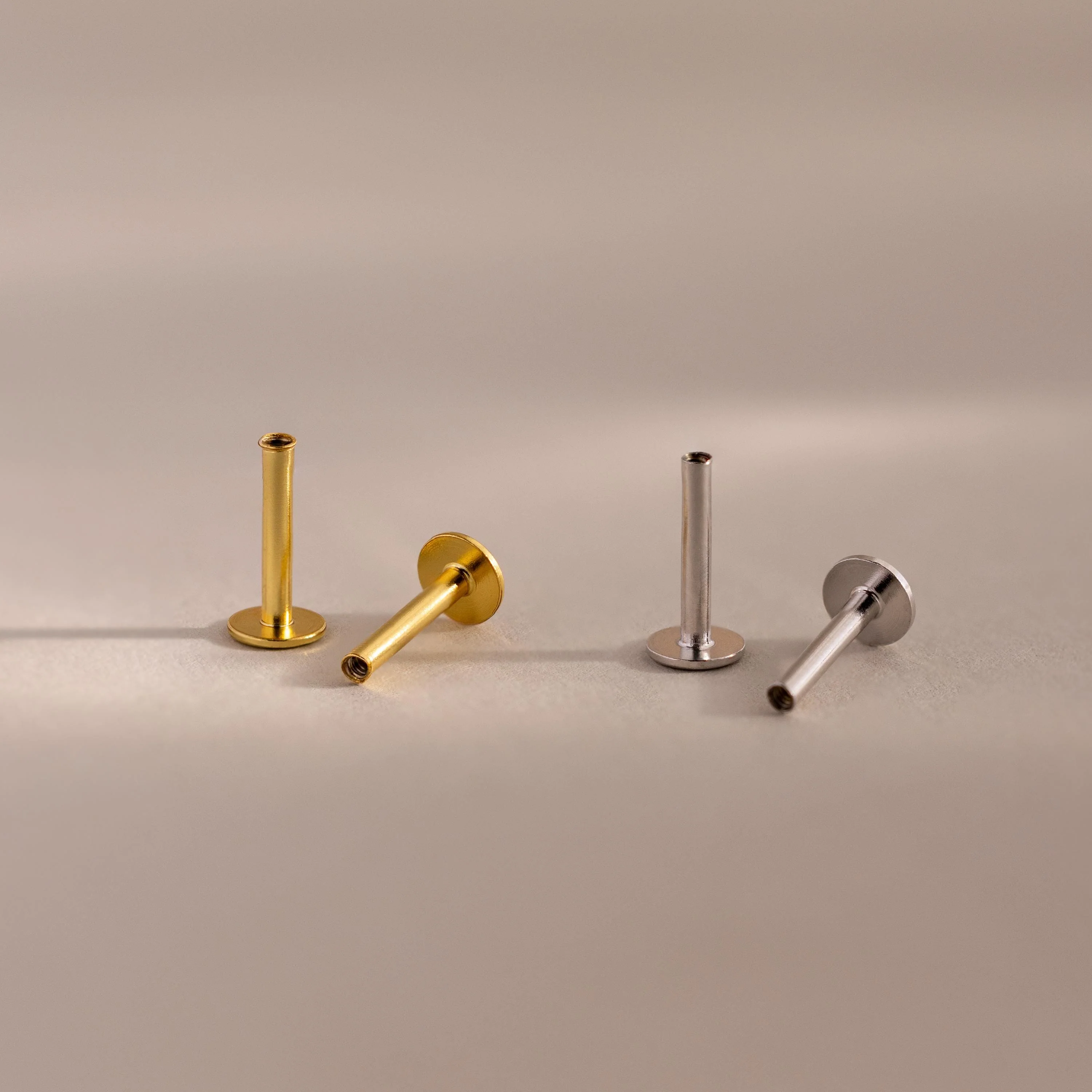 8mm Flatback Posts