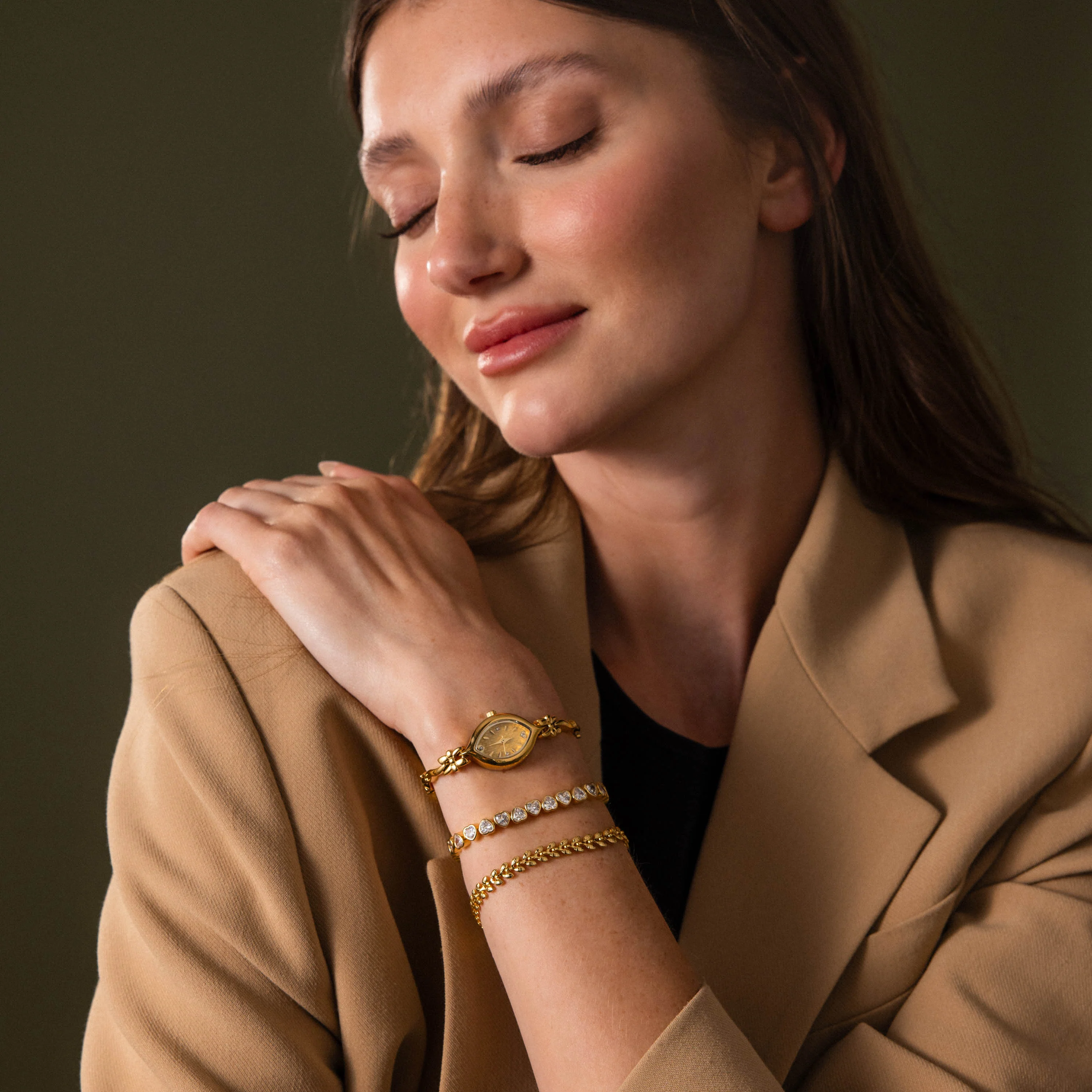 Floral Twist Timepiece - Image 4