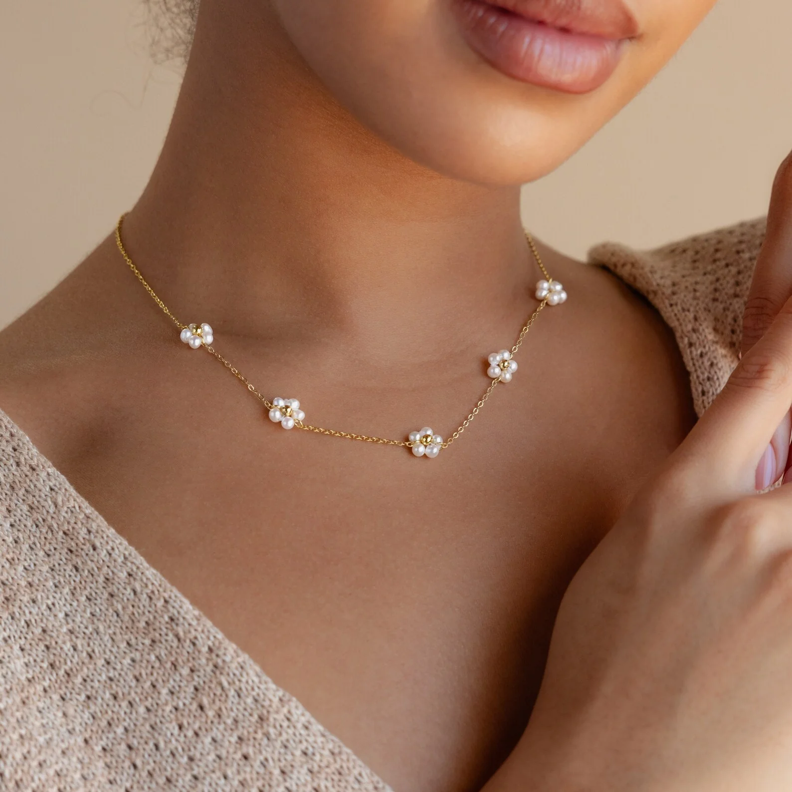 Flower Pearl Station Necklace - Image 2