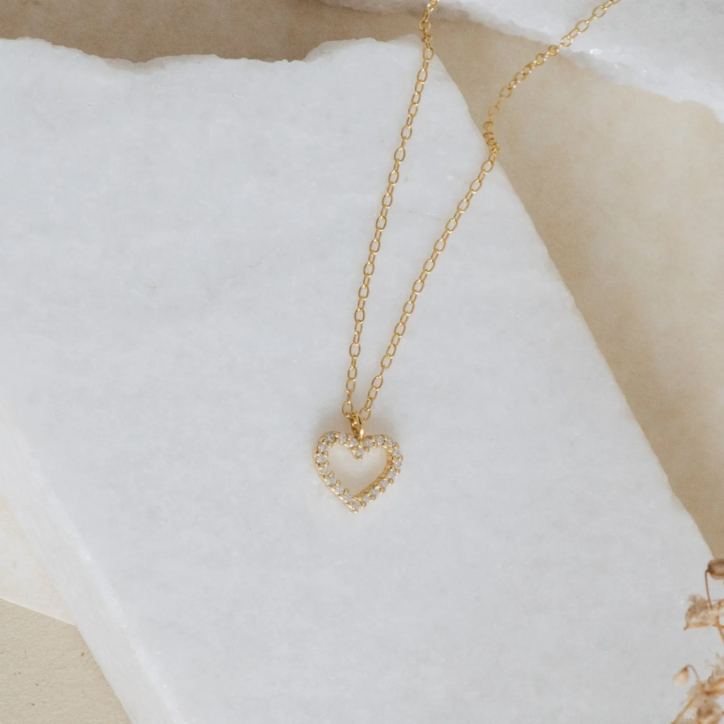 Forever Pave Heart Necklace in 18K Gold