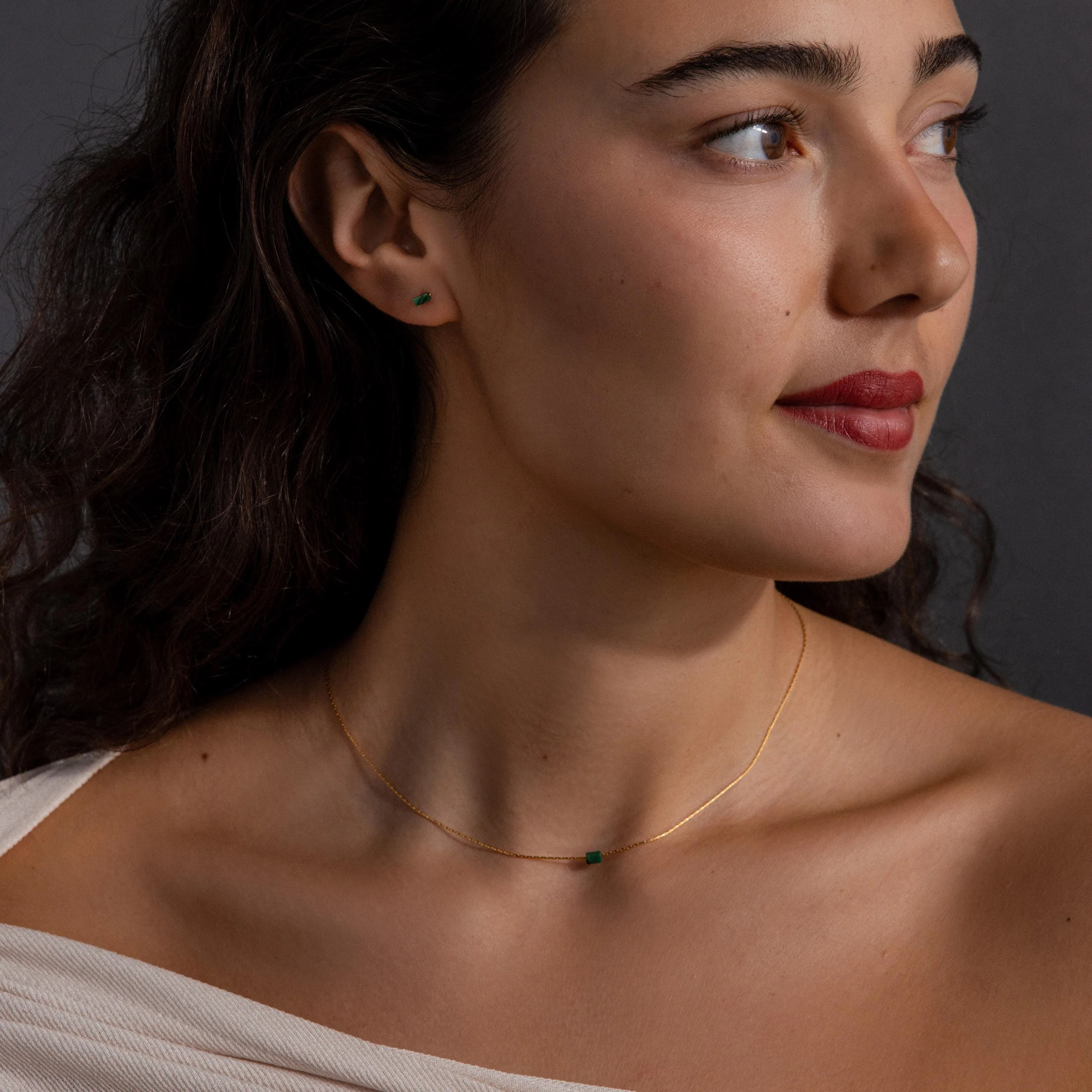 Jade Bar Jewelry Set in 18K Gold - Image 4