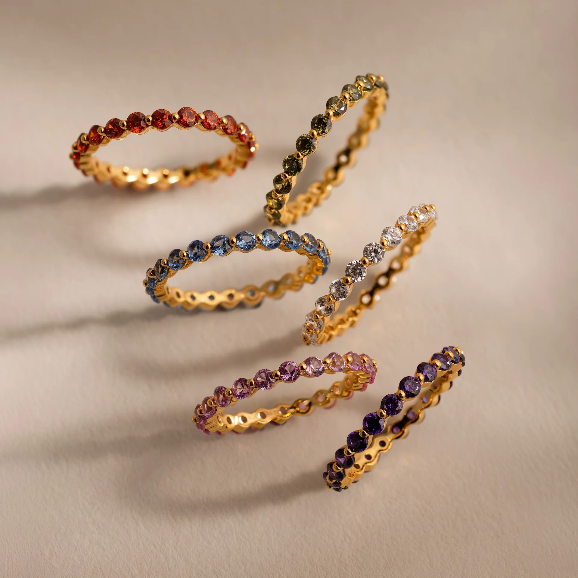 Lace Eternity Peridot Ring - Image 5