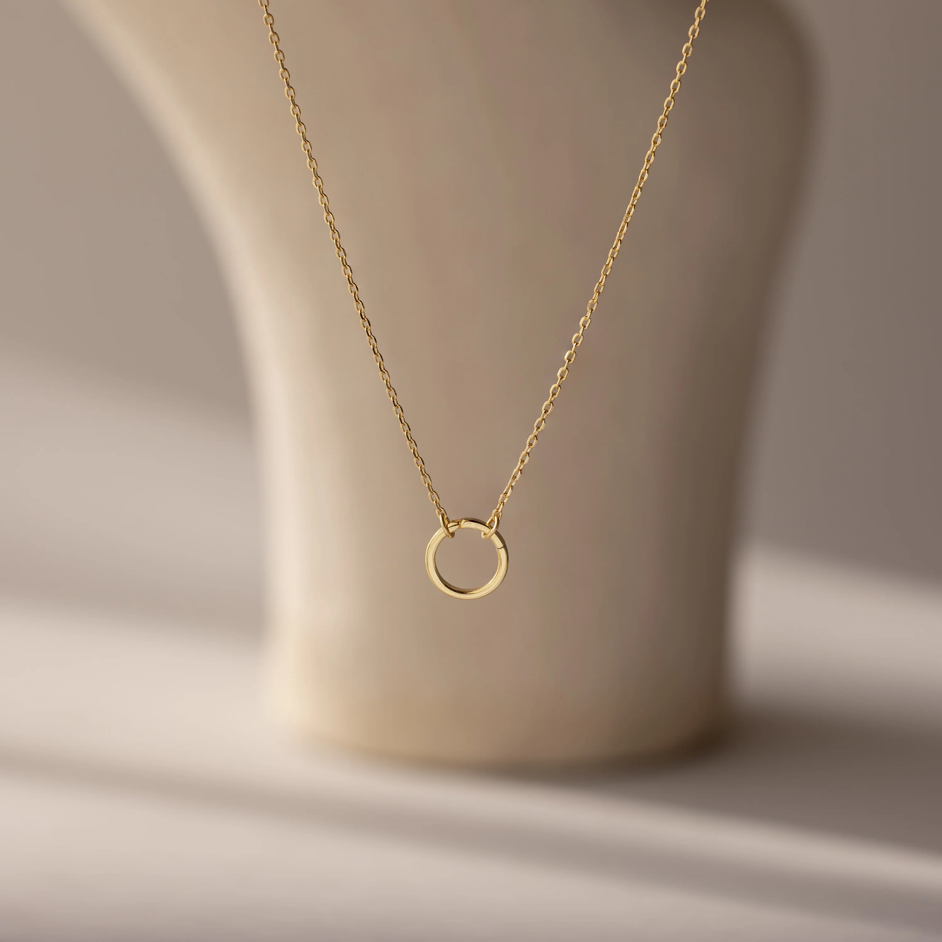 Large Rolo Clasp Necklace in 18K Gold