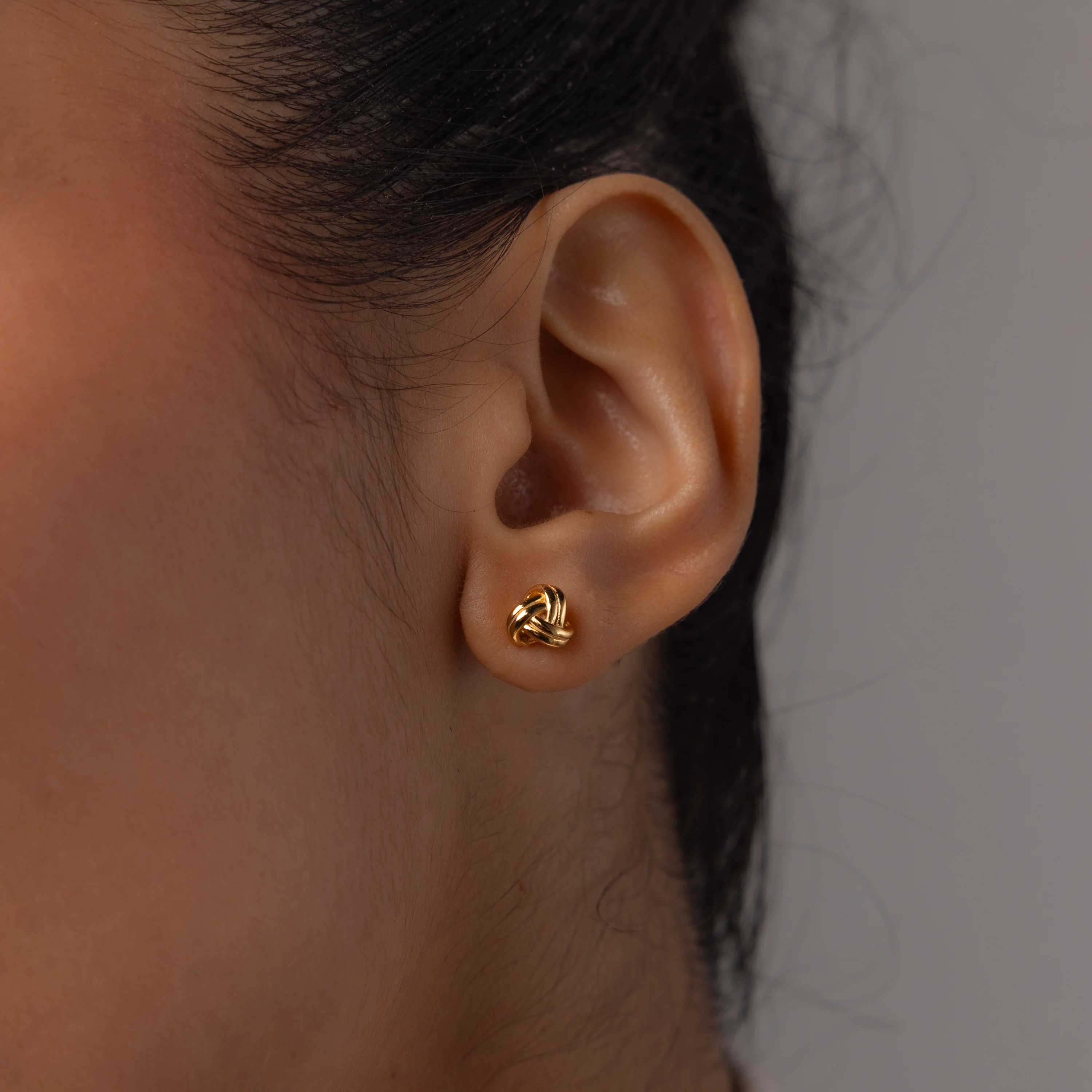 Love Knot Studs in 18K Gold - Image 2