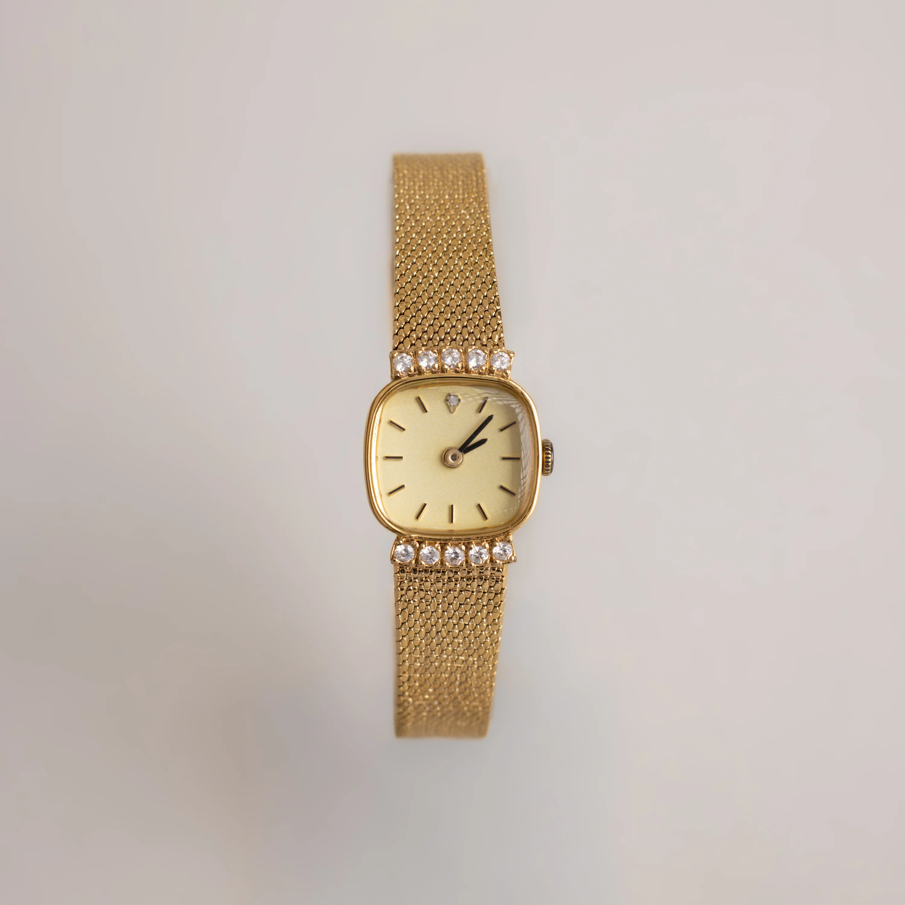 Luxe Square Timepiece