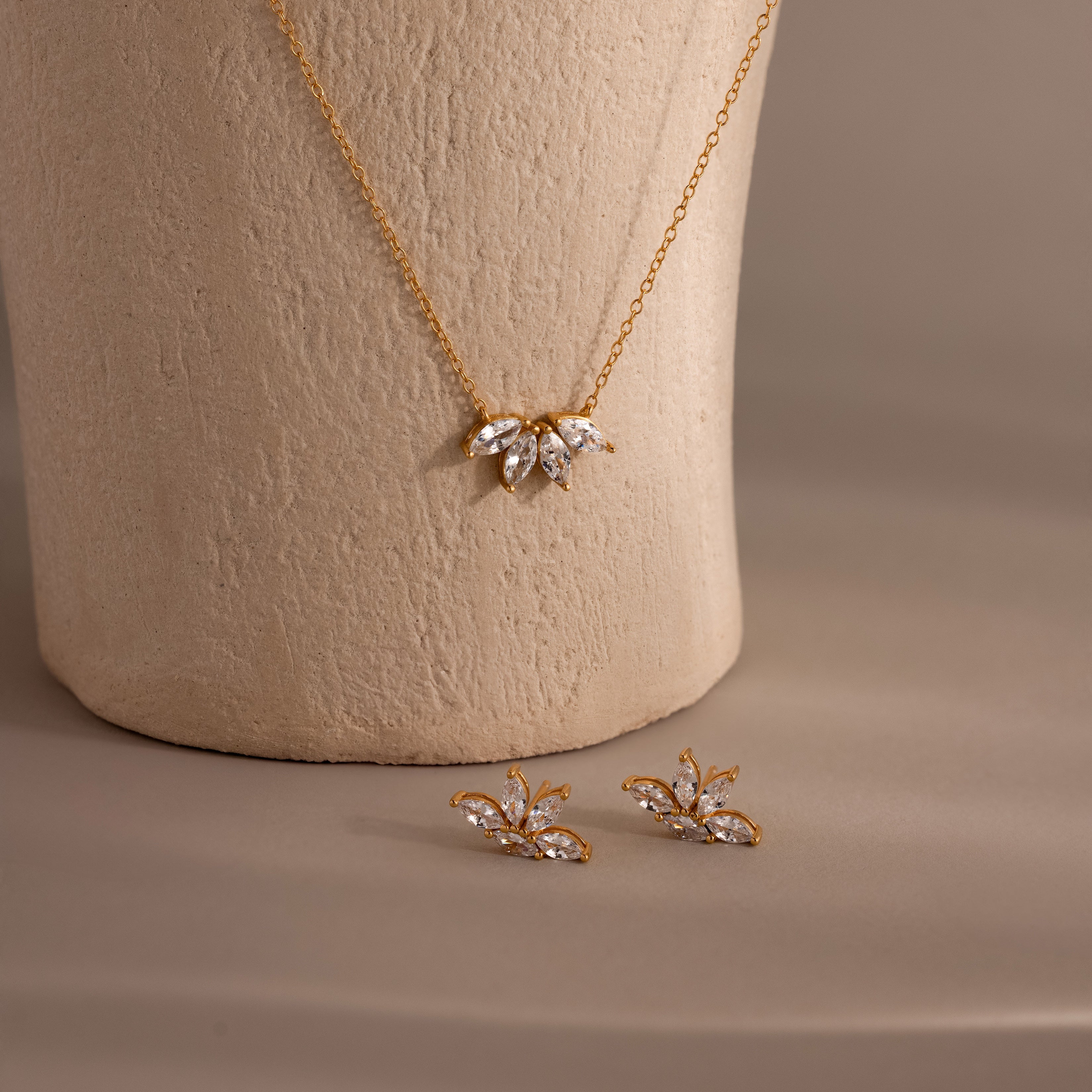Marquise Diamond Necklace & Earrings Set in 18K Gold - Image 4