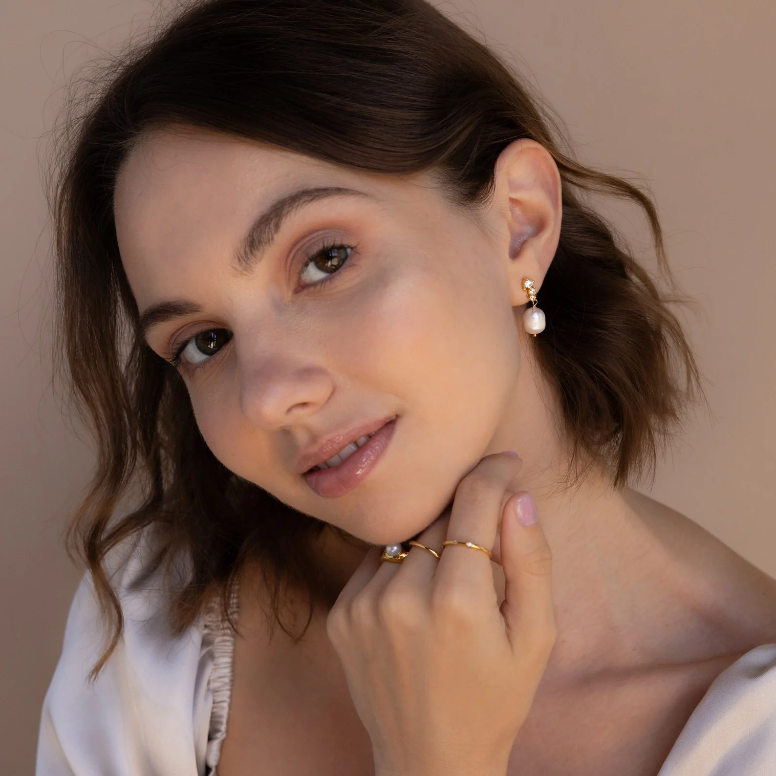 Millie Drop Earrings in 18K Gold - Image 8