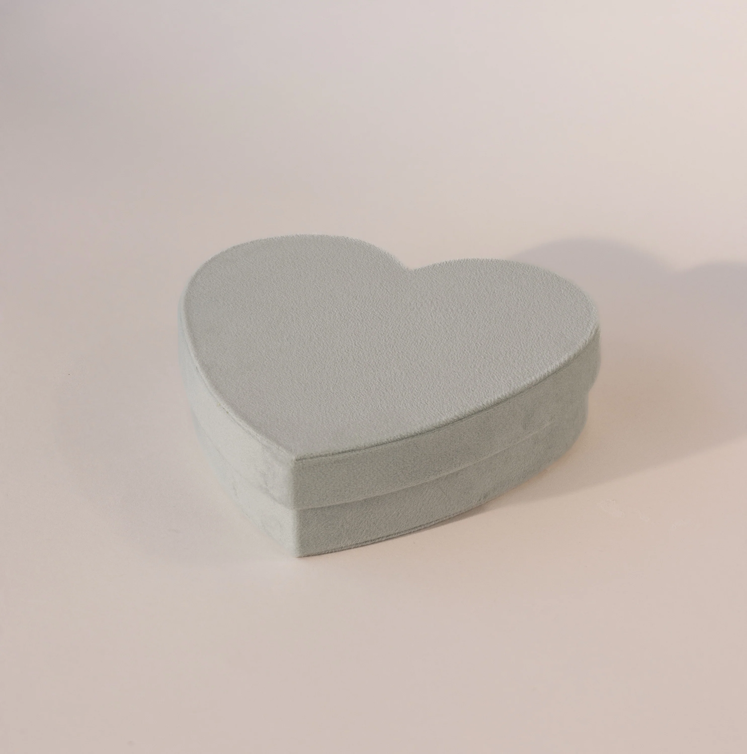 Mint Green Large Heart Box - Image 2