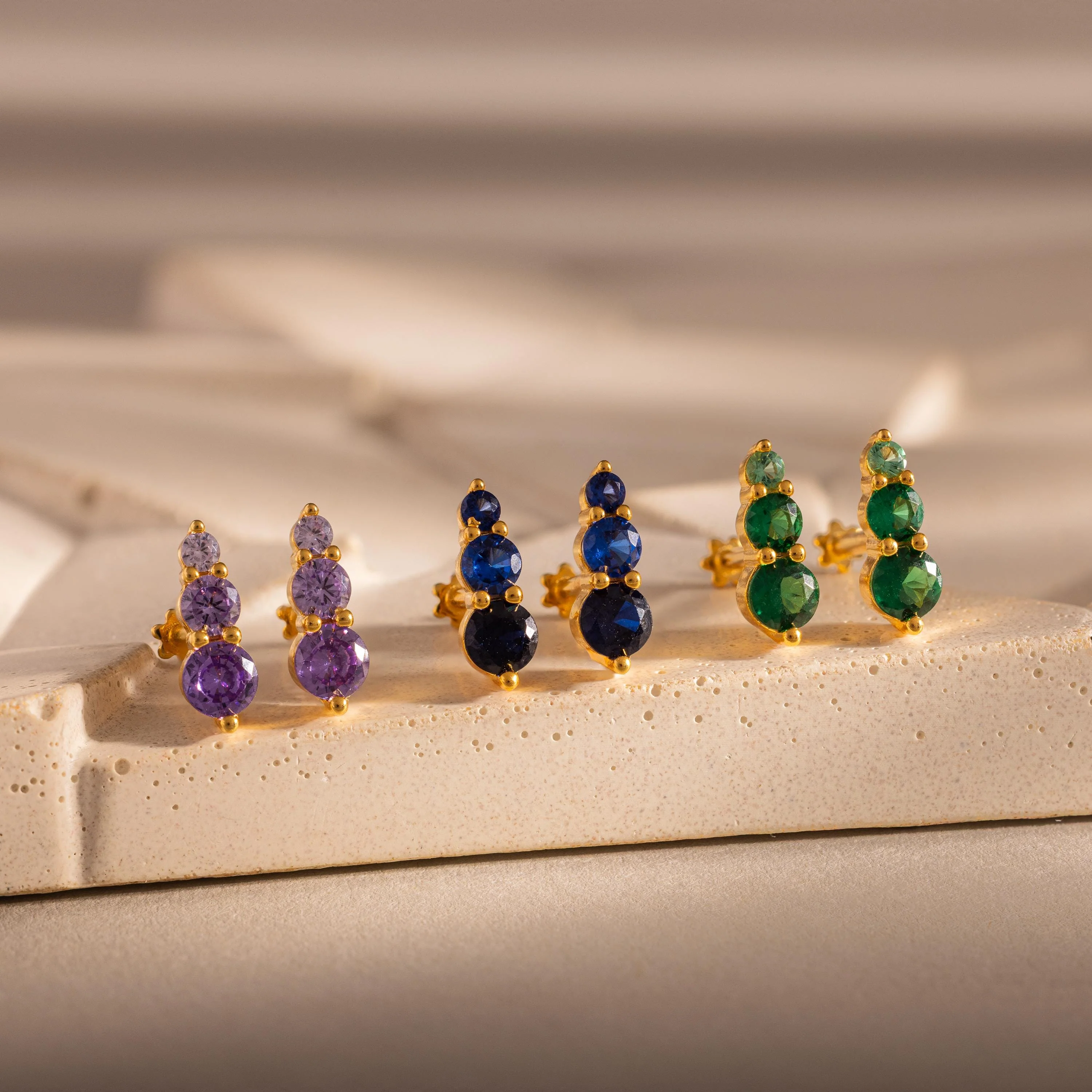 Ombre Emerald Flatback Studs - Image 3