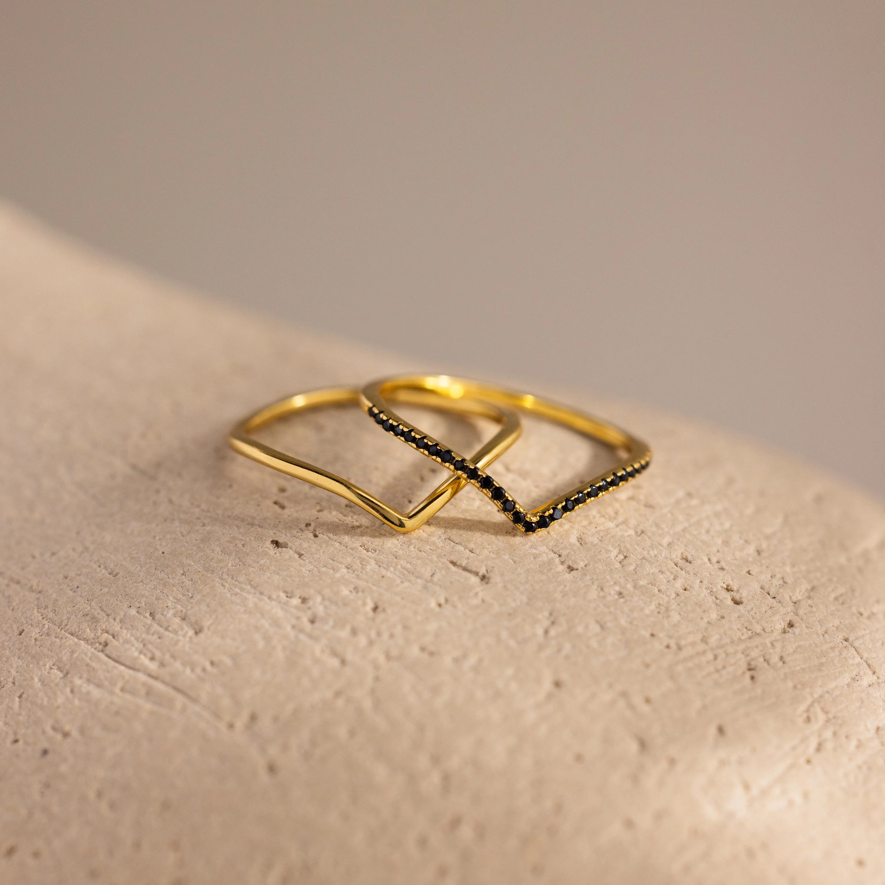 Onyx Chevron Ring Set - Image 3