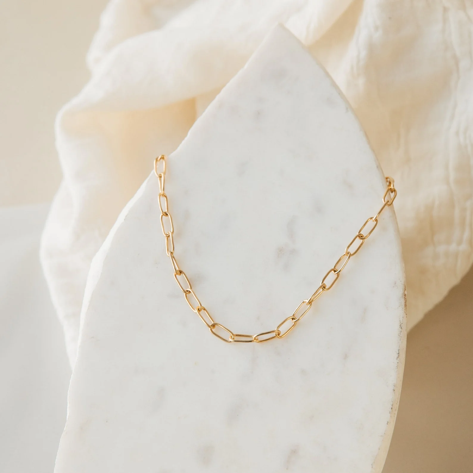 Paperclip Toggle Necklace - Image 3
