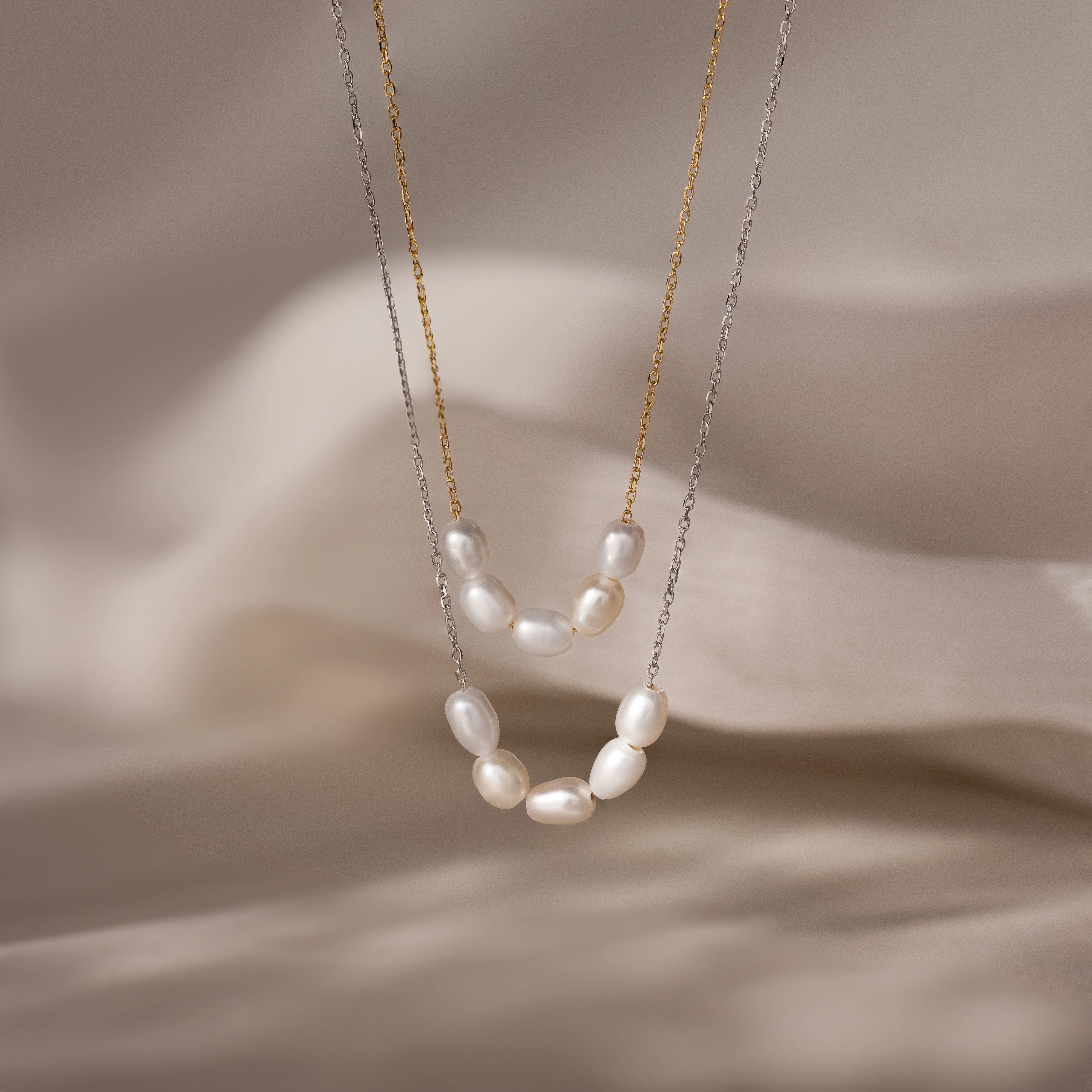 Pearl Bead Necklace in Silver - Image 7