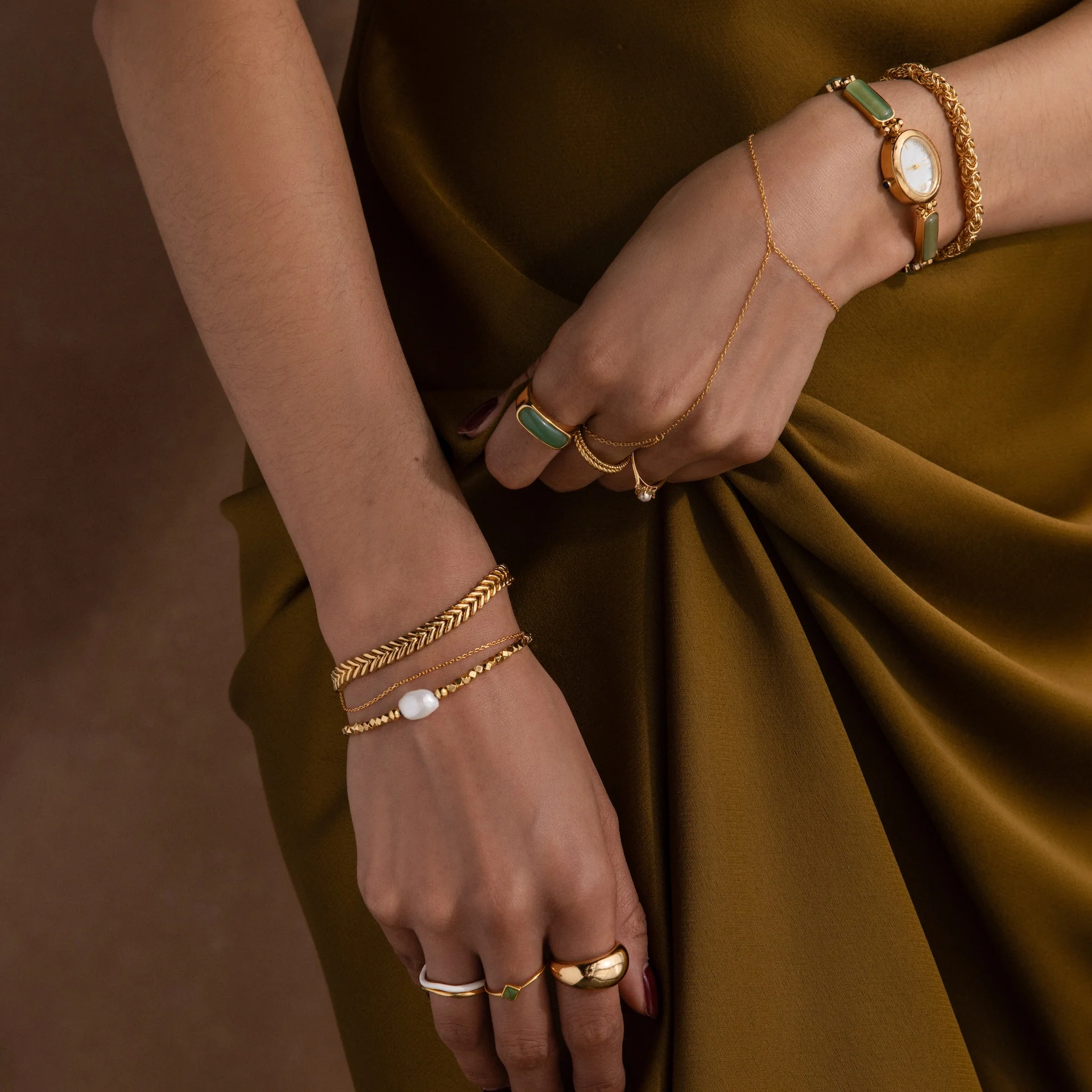 Pearl Charm Beaded Bracelet in 18K Gold - Image 6