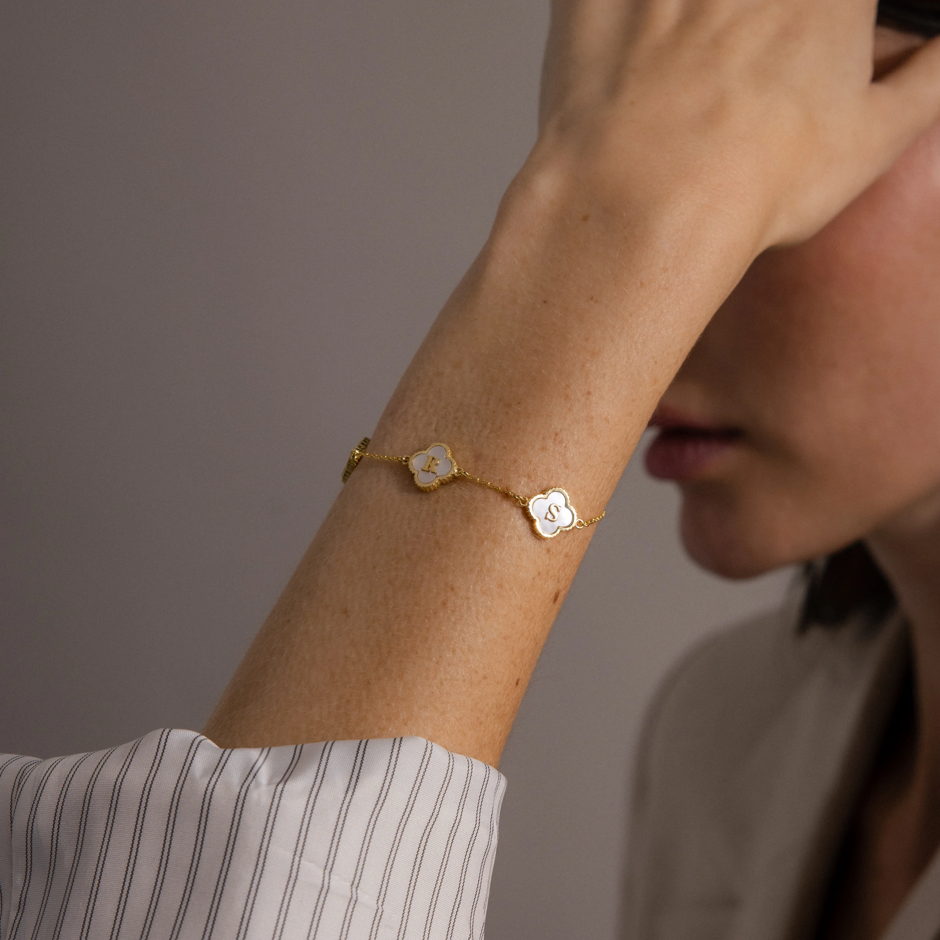 Pearl Clover Letter Bracelet - Image 2