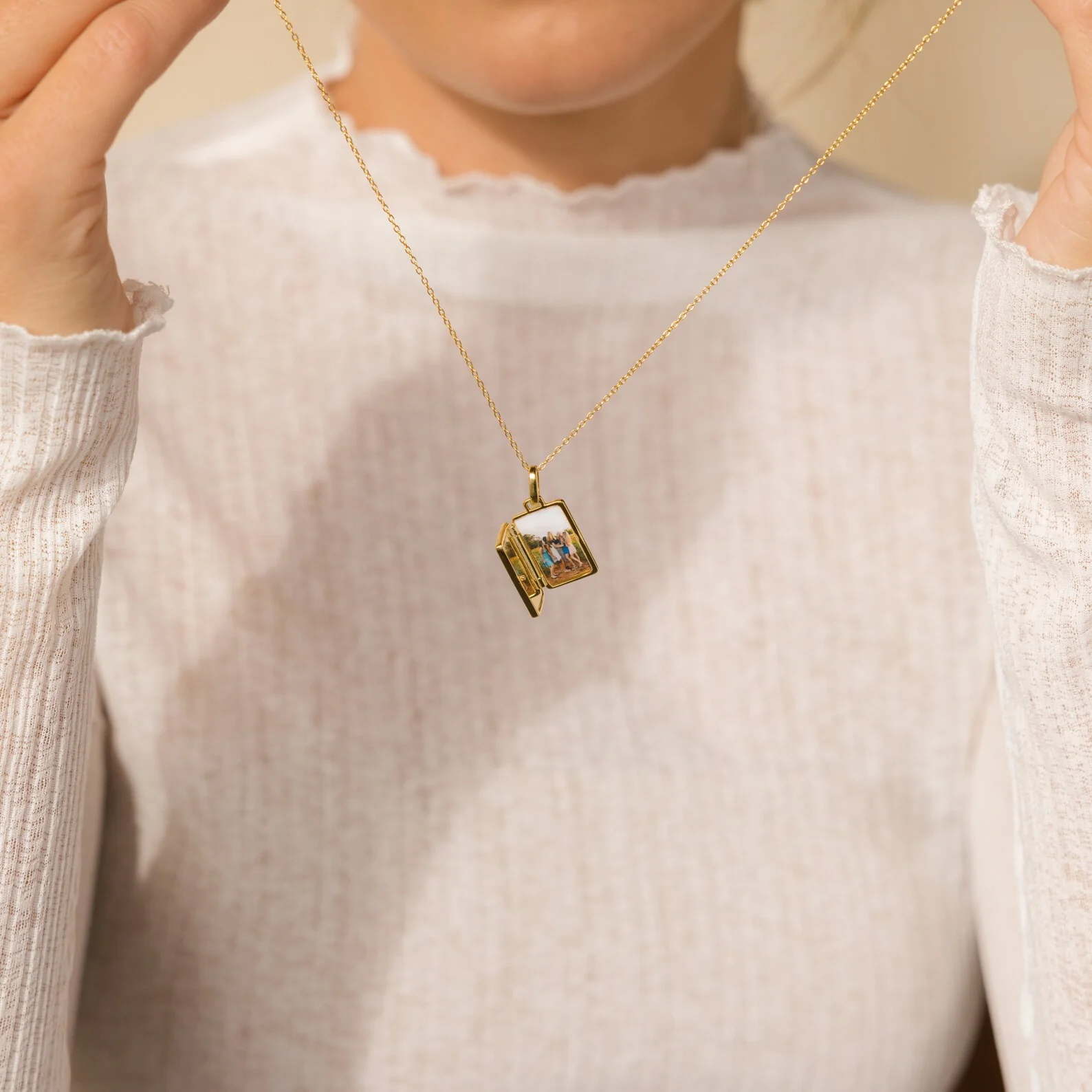 Pearl Locket Necklace in Silver - Image 5