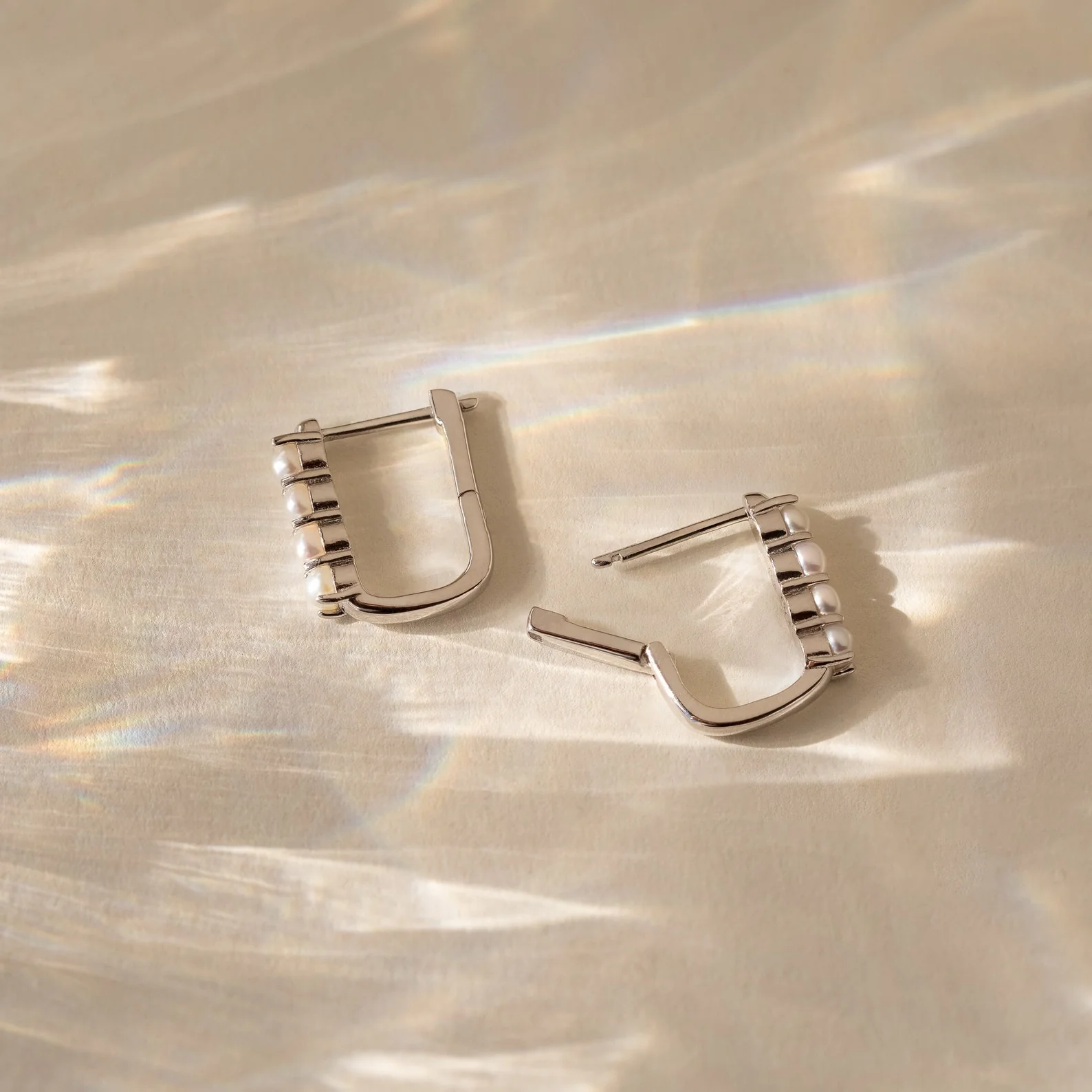 Rayne Pearl Link Earrings - Image 5