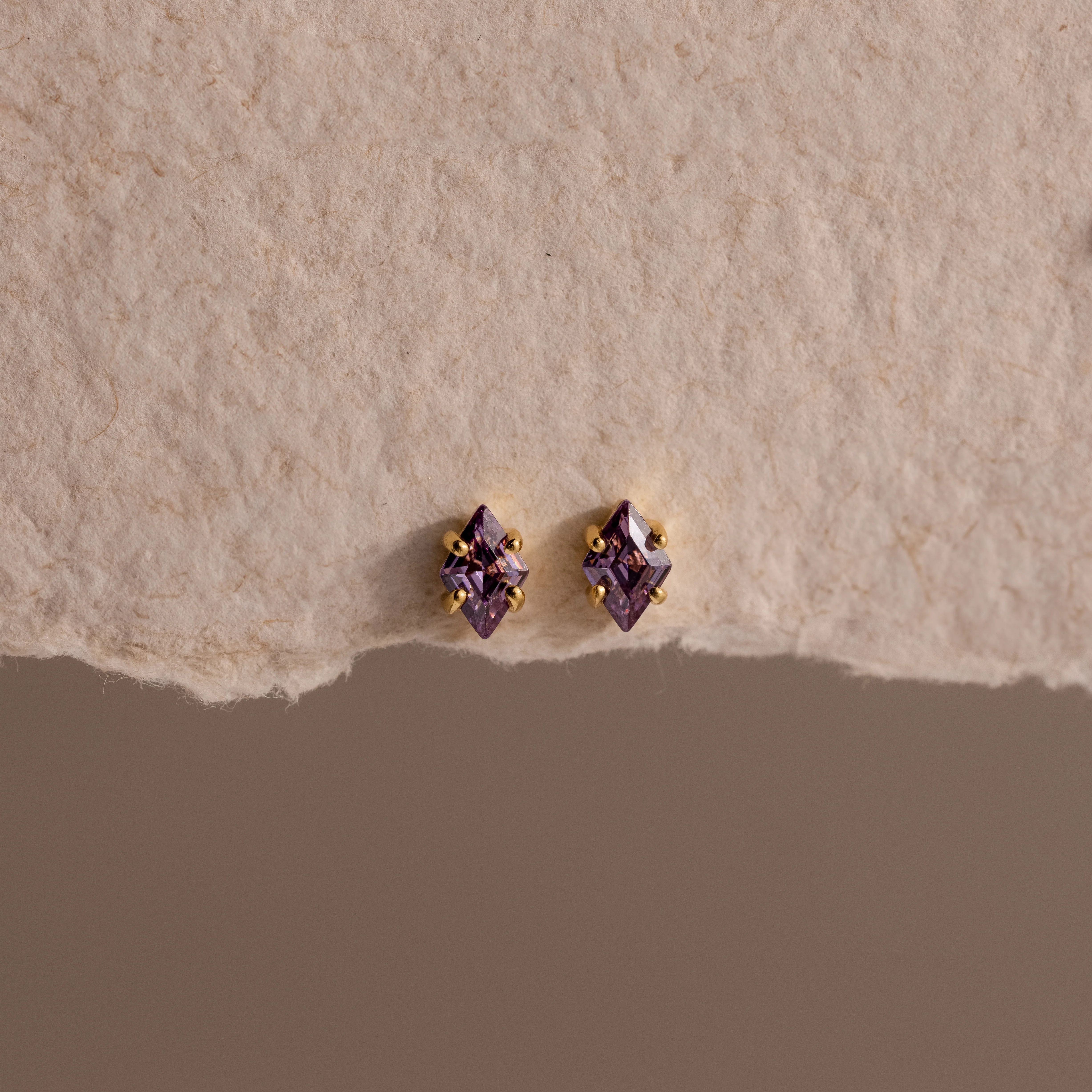 Rhombus Amethyst Flatback Studs