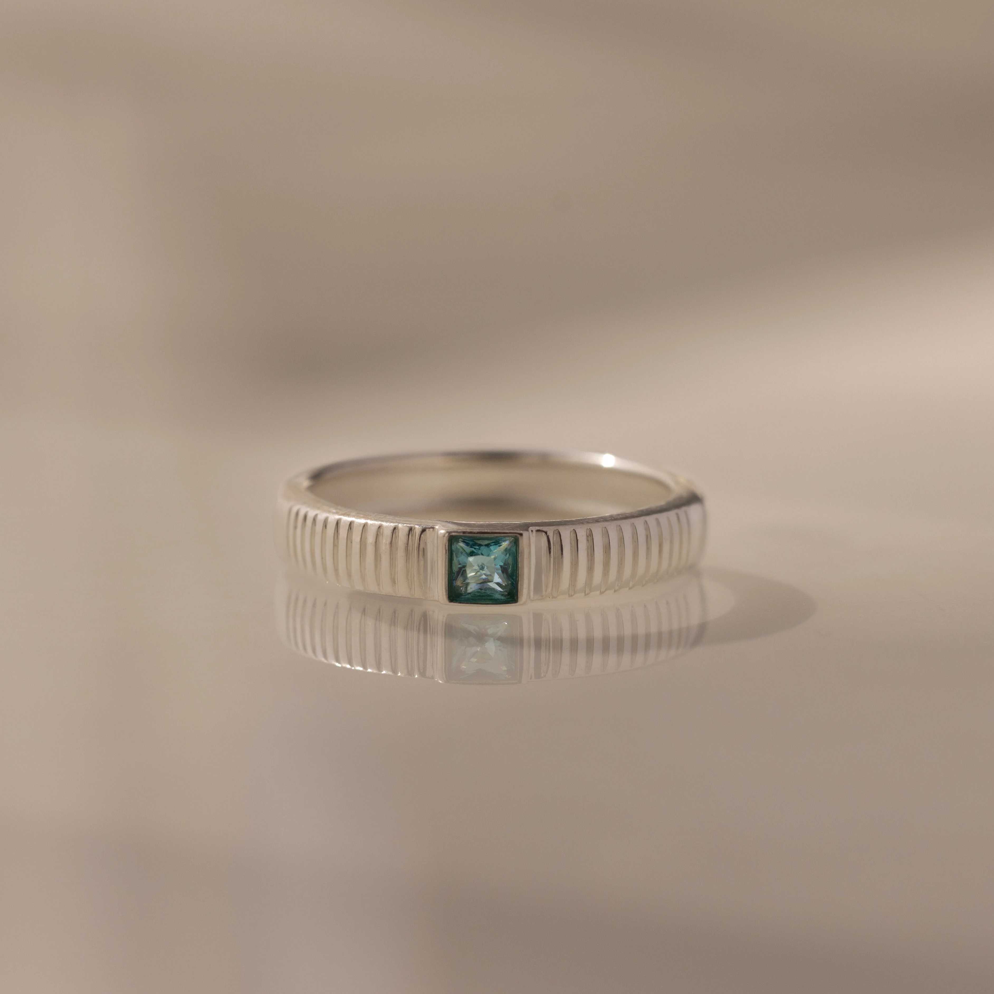Ribbed Aquamarine Band - Image 3