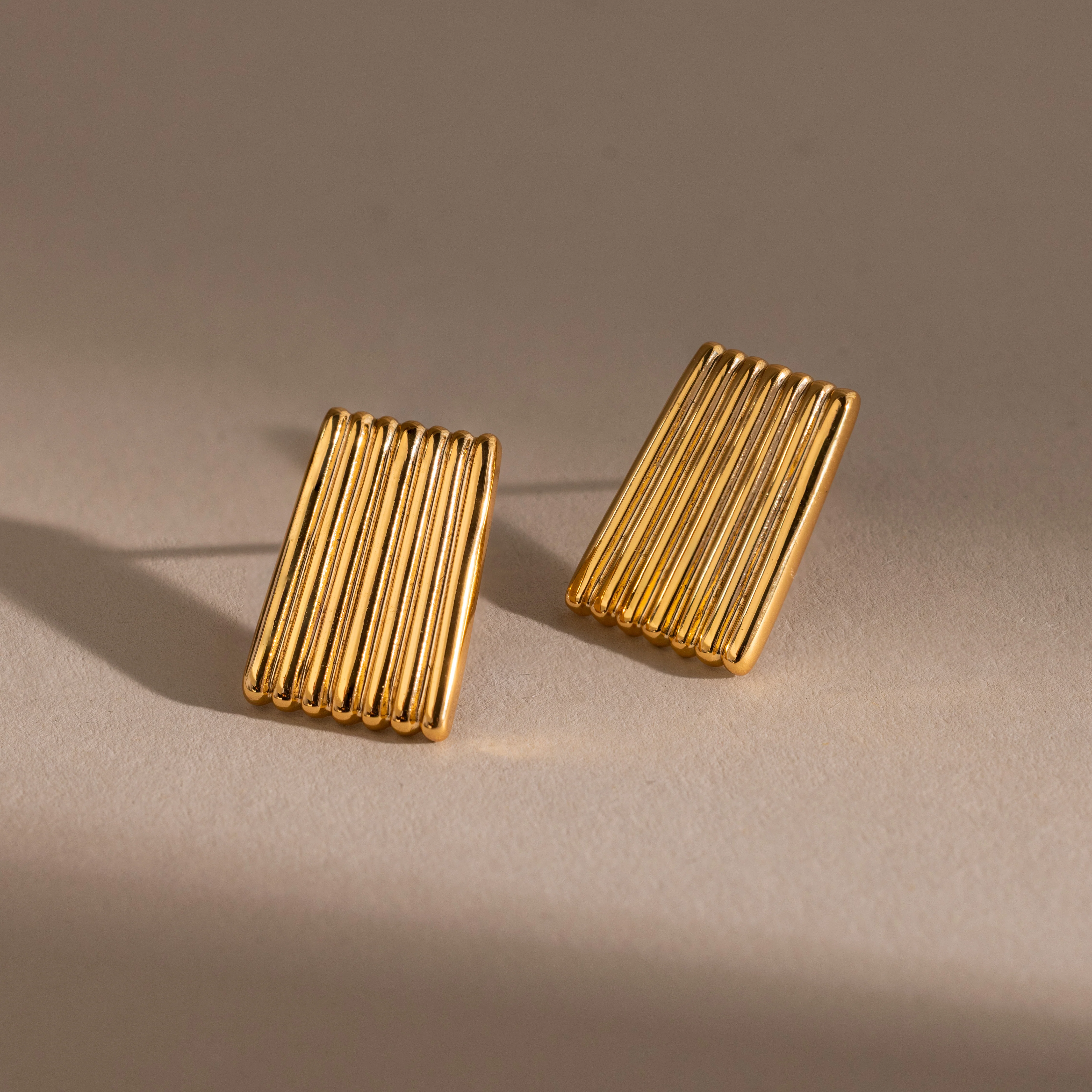 Ribbed Earrings