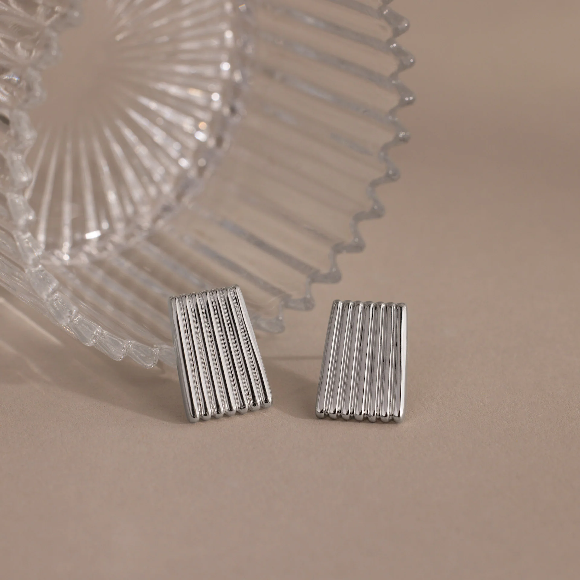 Ribbed Earrings - Image 3