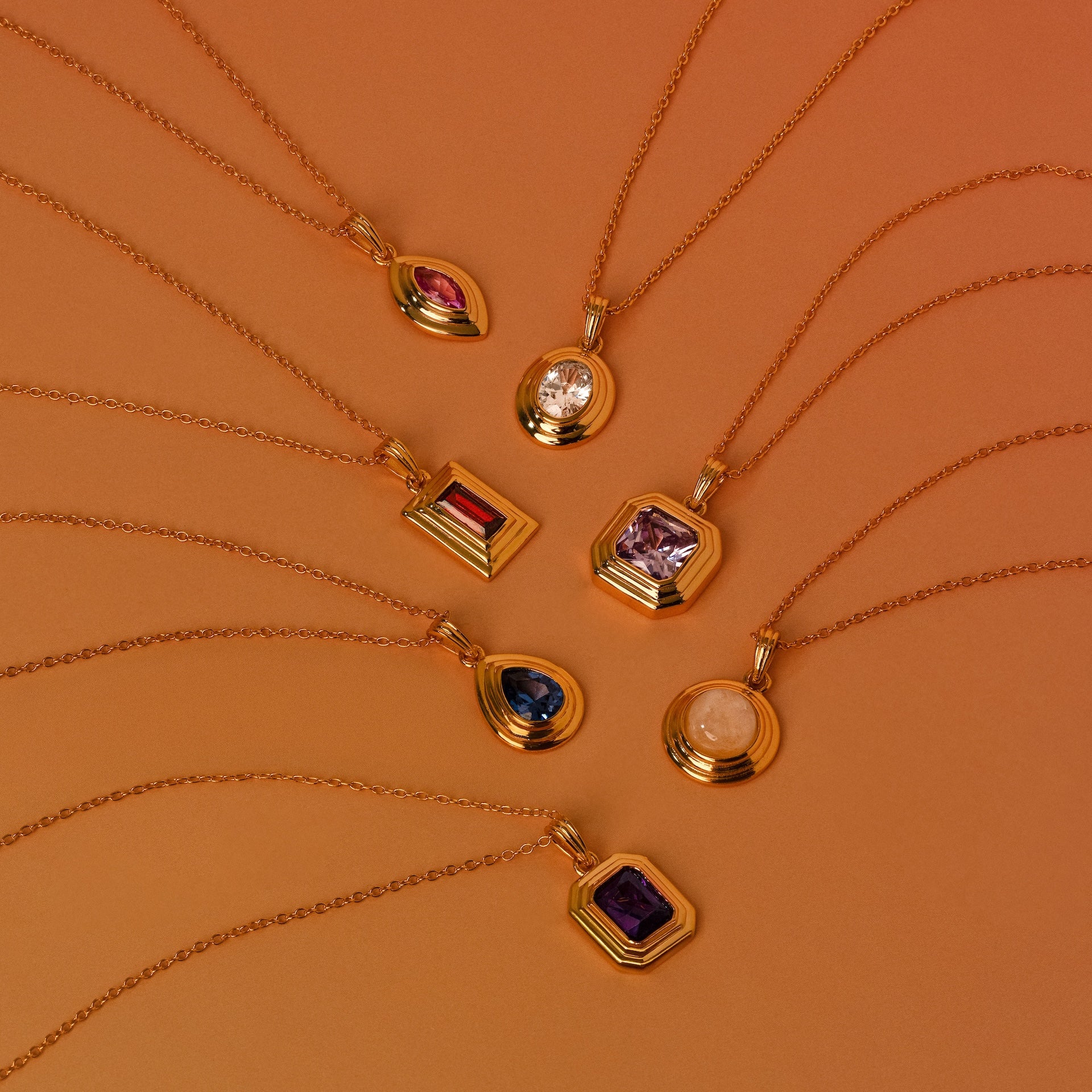 Ribbed Moonstone Pendant Necklace - Image 3