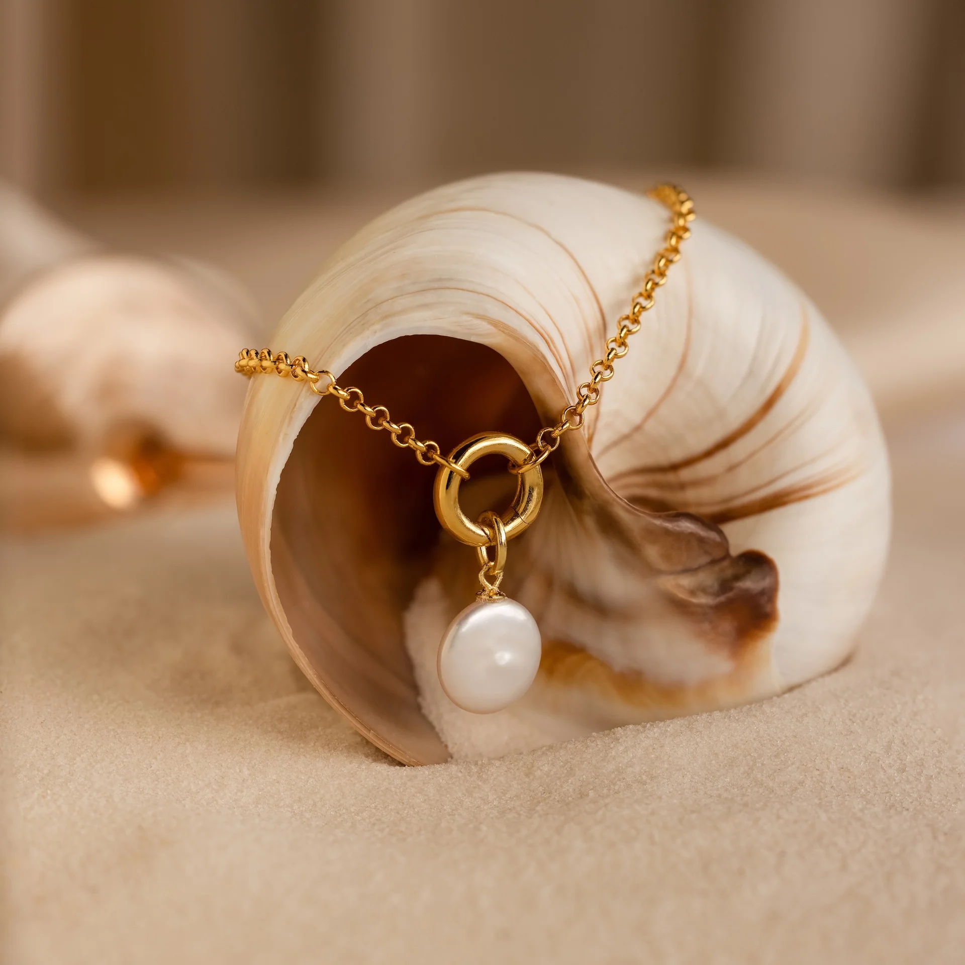 Round Pearl Charm in 18K Gold - Image 3