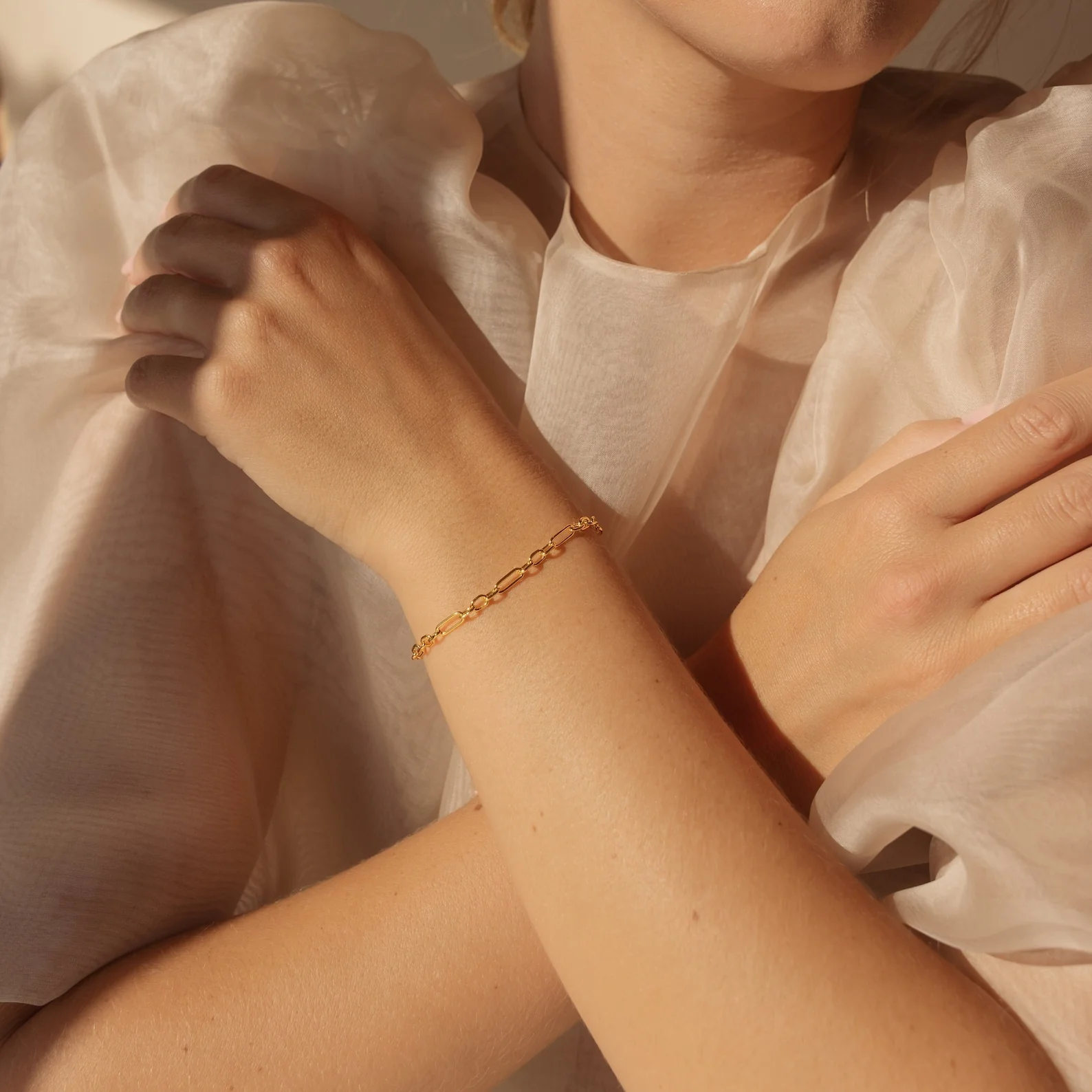Roxy Paperclip Chain Bracelet - Image 9