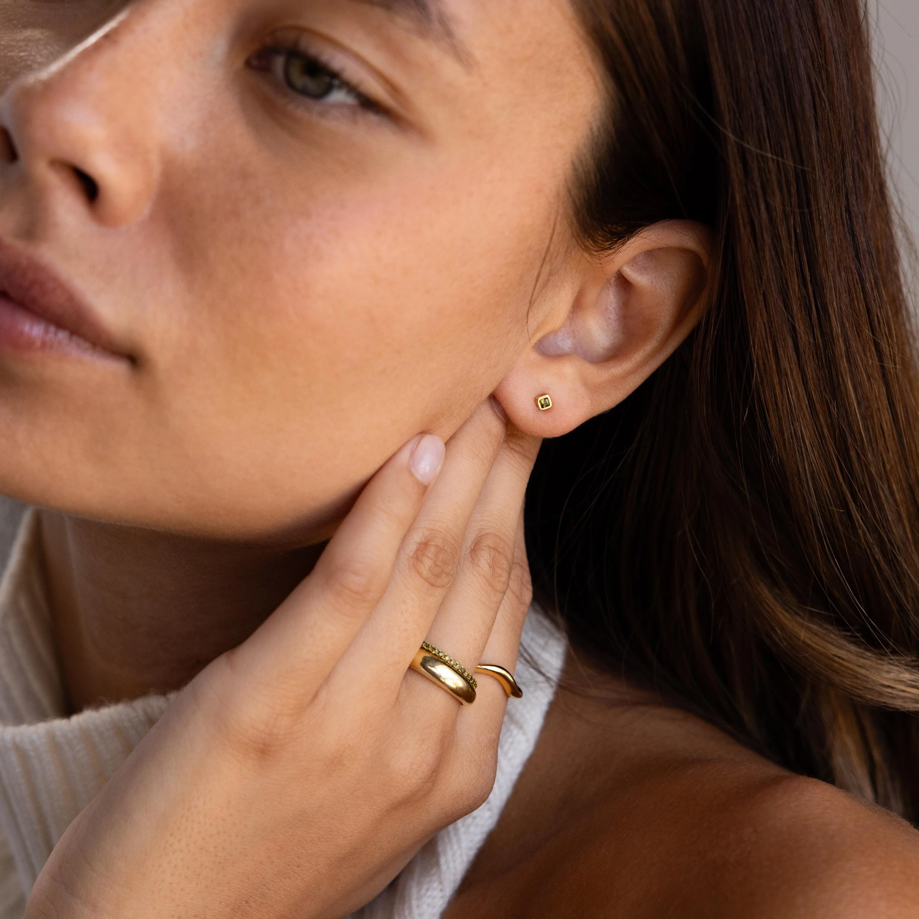 Square Bezel Emerald Flatback Studs - Image 6