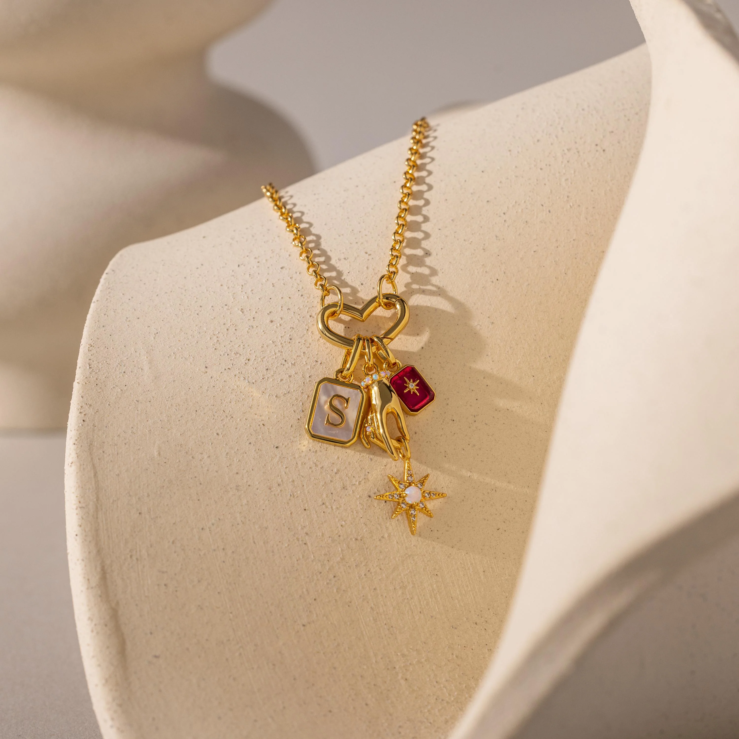 Star Opal Hand Charm in 18K Gold - Image 6